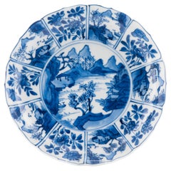 Ancienne assiette en porcelaine chinoise de la période Kangxi, fleurs et paysage