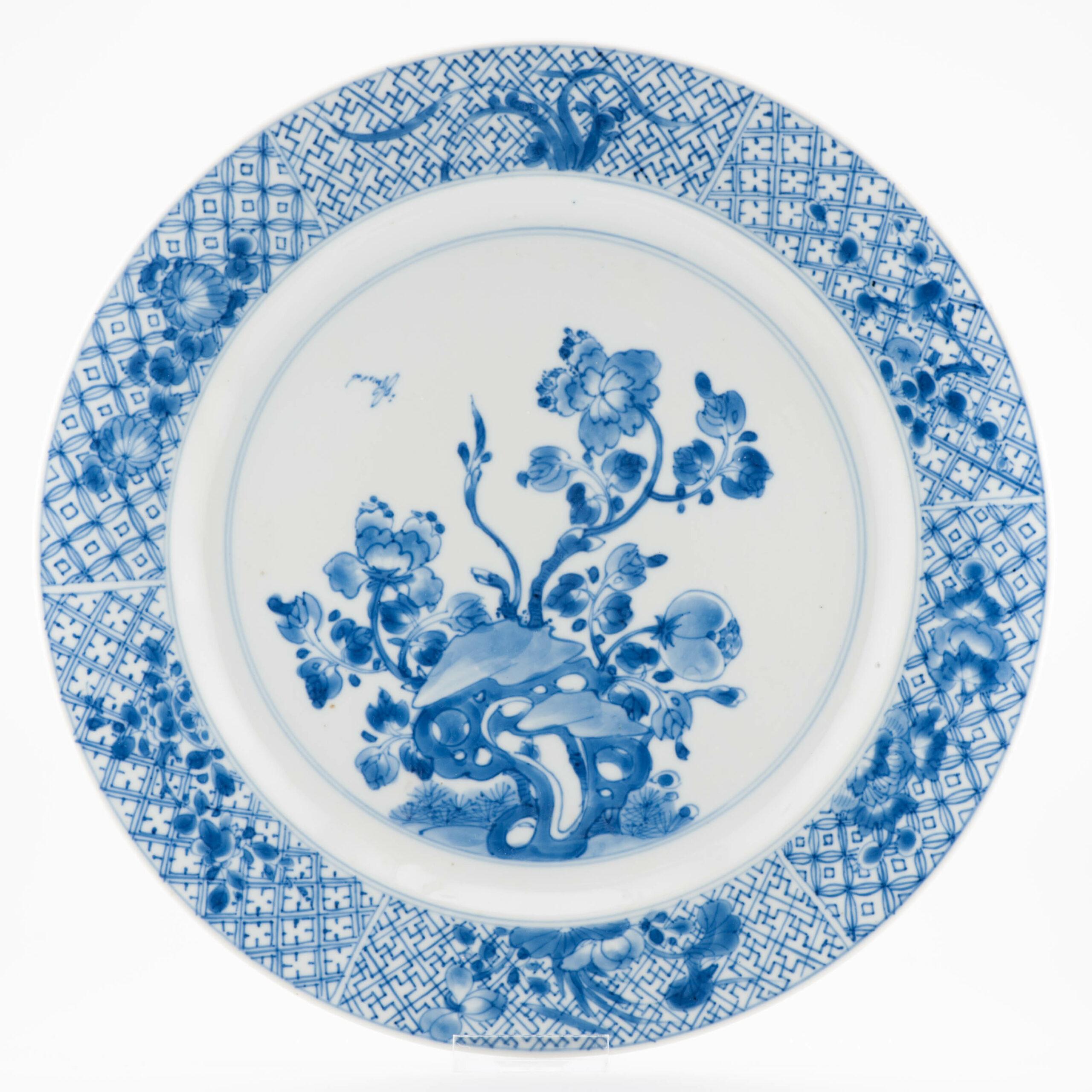 A lovely Kangxi period Plate dating to around 1690-1710. Nice bamboo at the base. Marked at base with a mark.
Period: Kangxi
Country of origin: China⁠

Condition
1line from rim. Size: 26.7x2.5CM DiameterxHeight
Period
17th century
18th century Qing