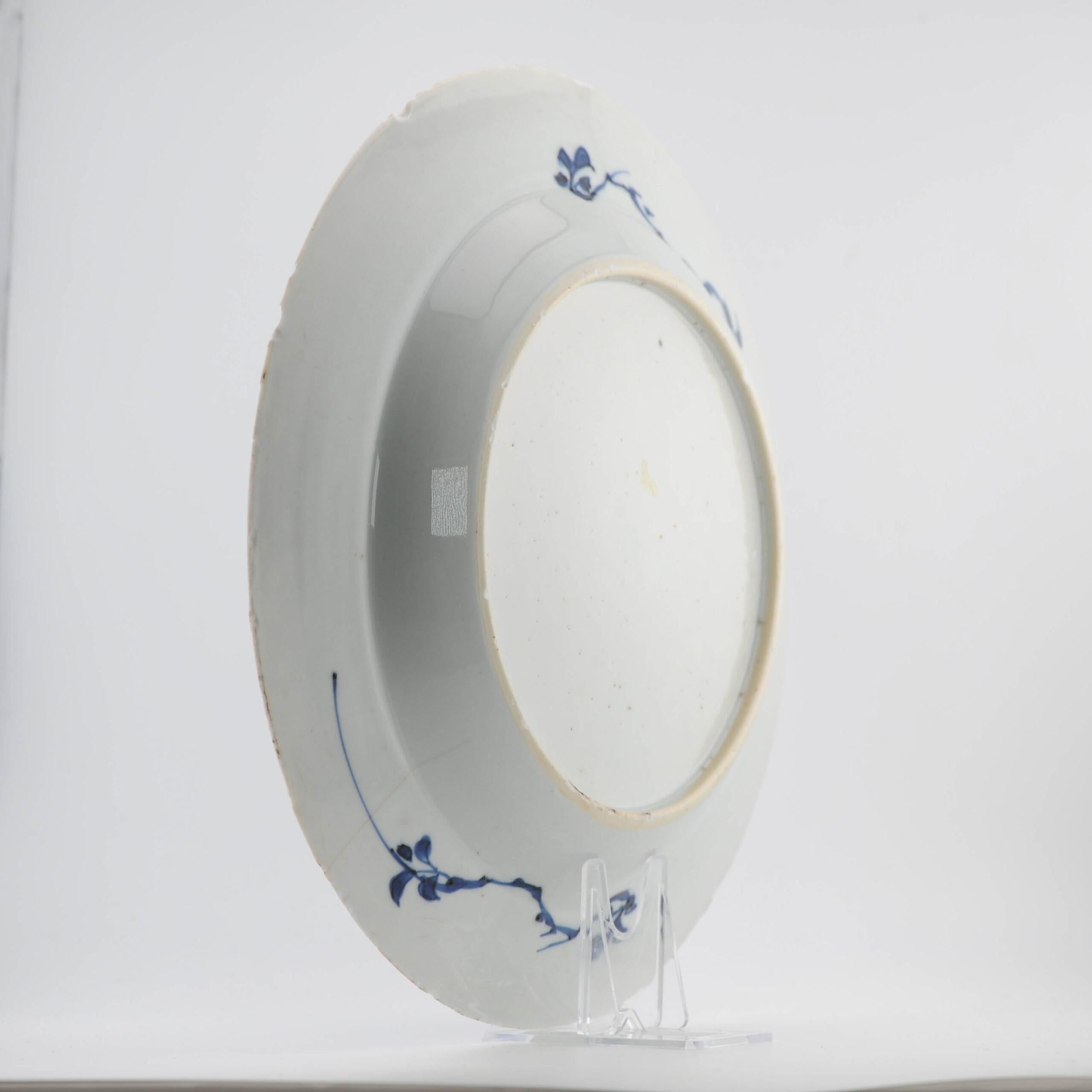 Antiguo Plato de Porcelana China Periodo Kangxi Flores Calidad Superior en venta 6