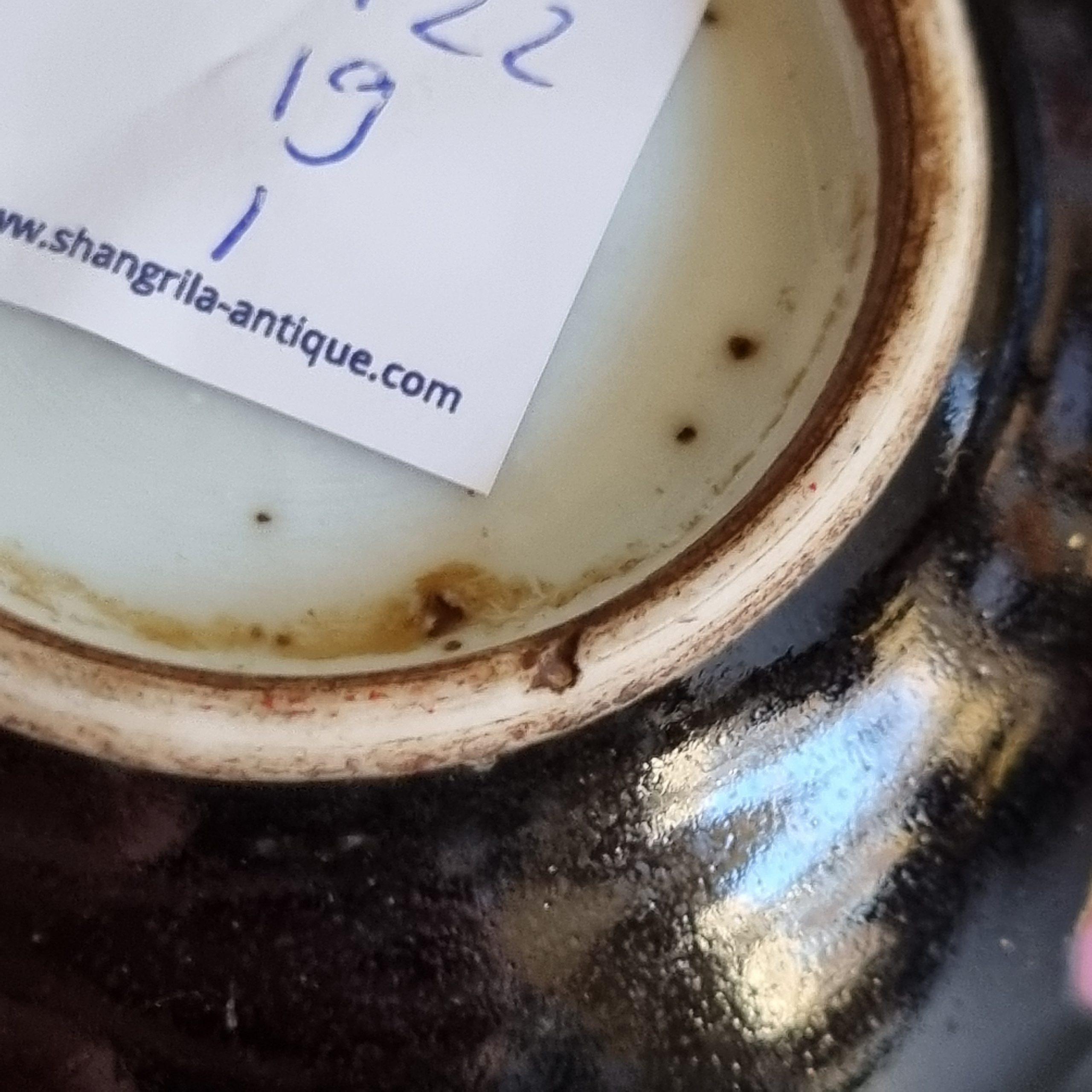 Qing Antique Chinese Porcelain Kangxi period Teapot Famille Noire Rose Flowers