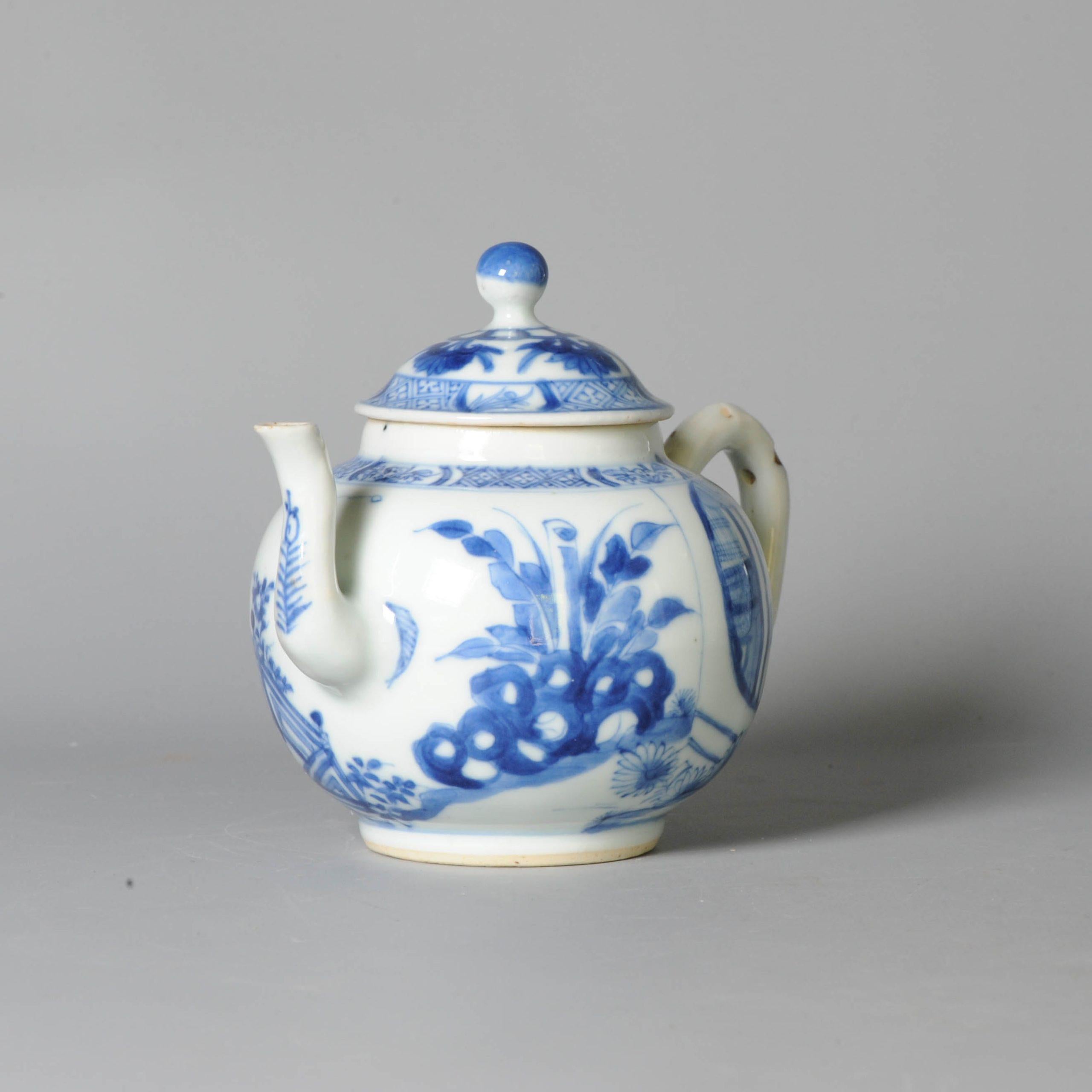 Antique Chinese Porcelain Kangxi Period Teapot Famille Noire Rose Flowers For Sale 1