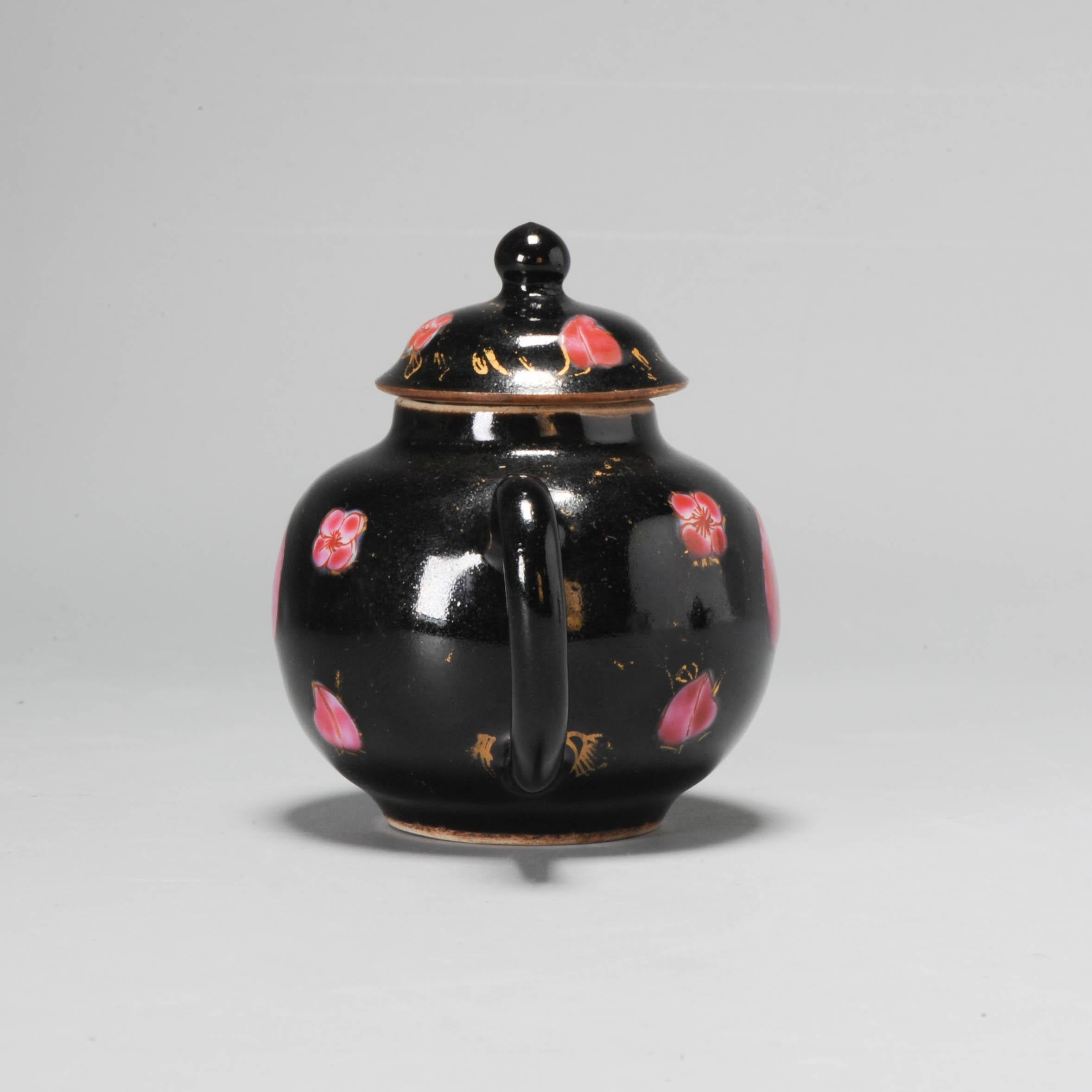 Antique Chinese Porcelain Kangxi period Teapot Famille Noire Rose Flowers 2