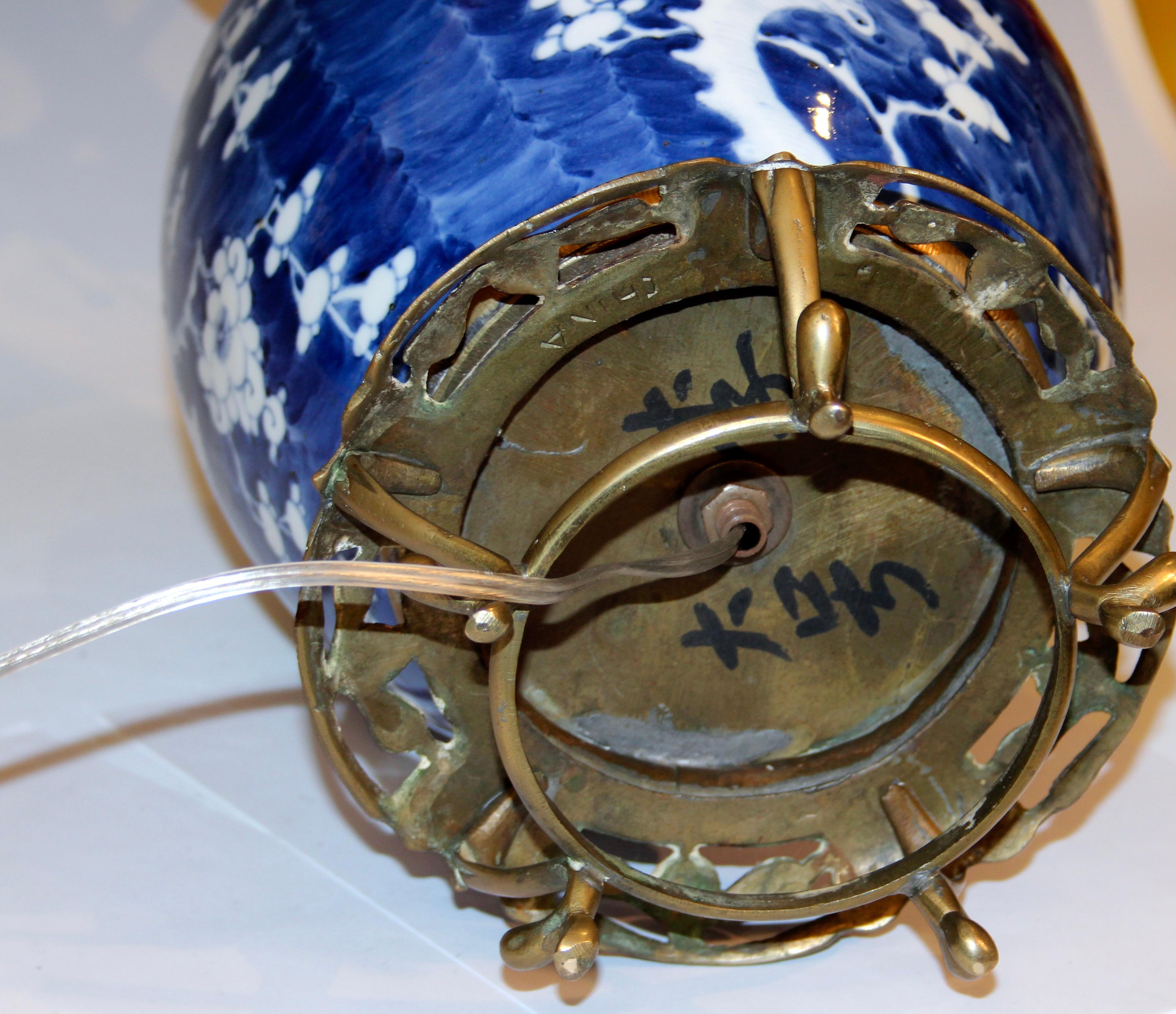 Antique Chinese Porcelain Lamp Hawthorn Ginger Jar Vase Blue & White China Mark 1