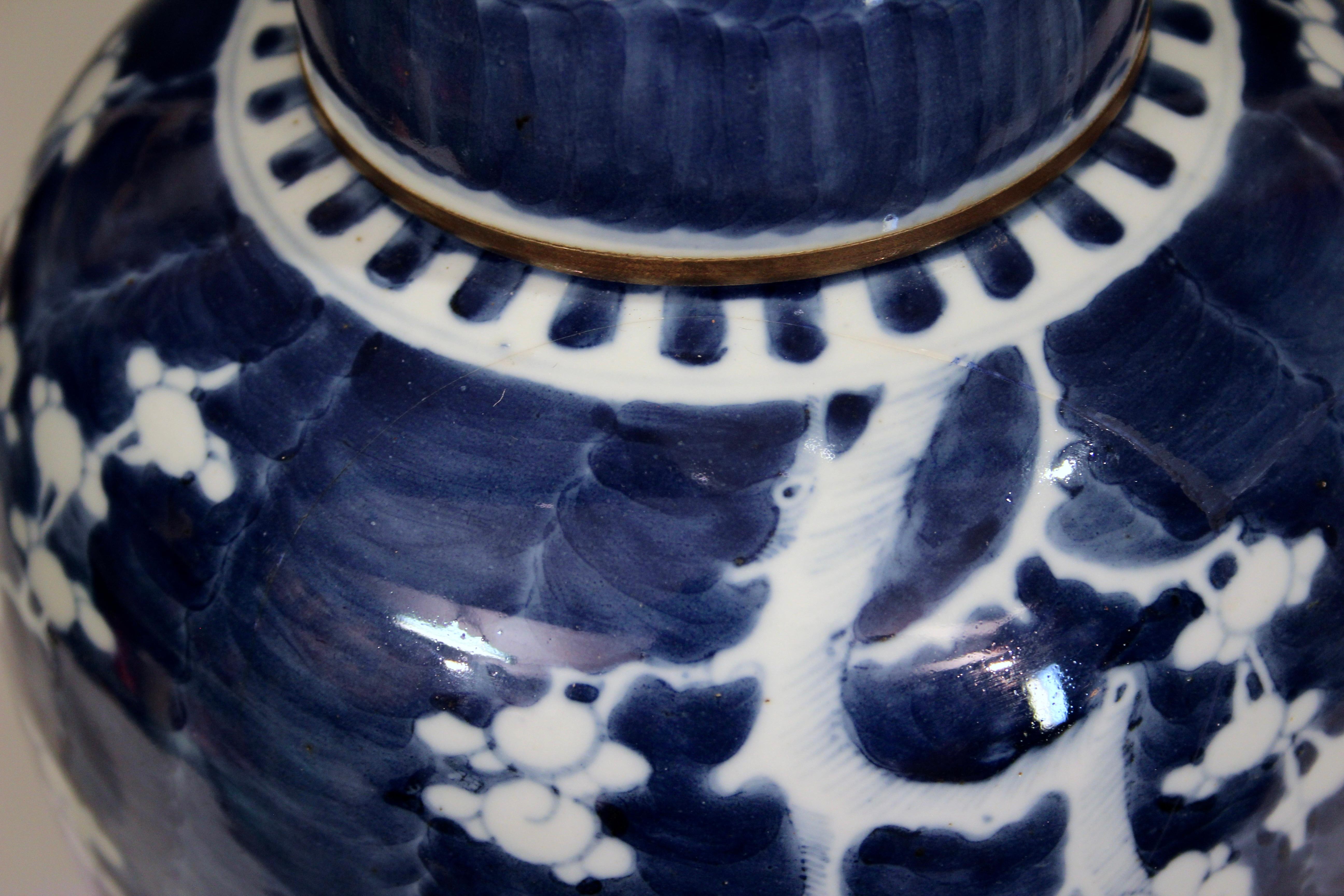Antique Chinese Porcelain Lamp Hawthorn Ginger Jar Vase Blue & White China Mark 3