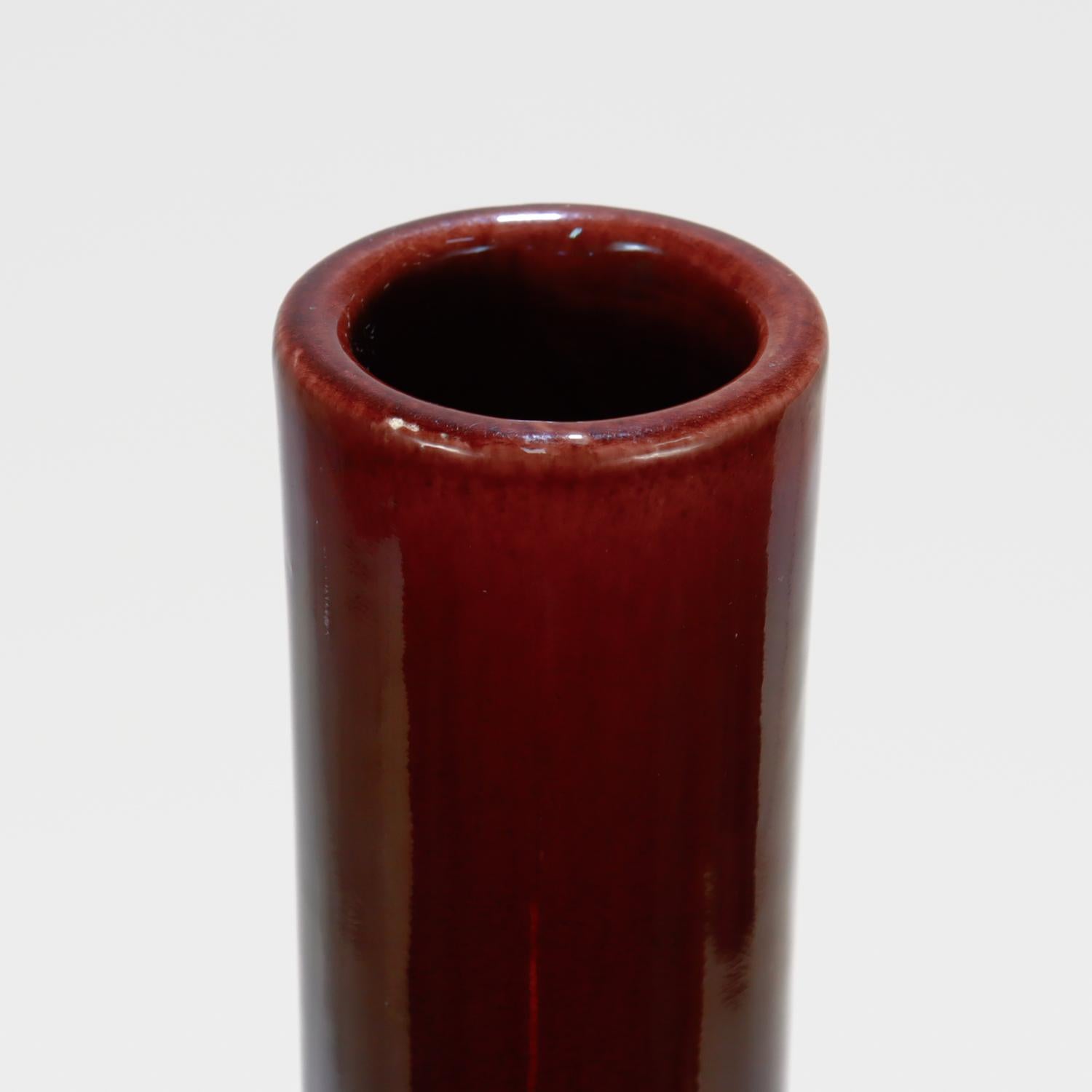 Antique Chinese Porcelain Mallet Form Vase in Aubergine or Eggplant For Sale 9