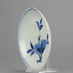 Antique Chinese Porcelain Ming China Small Plate Flower Peach, 16/17th Century