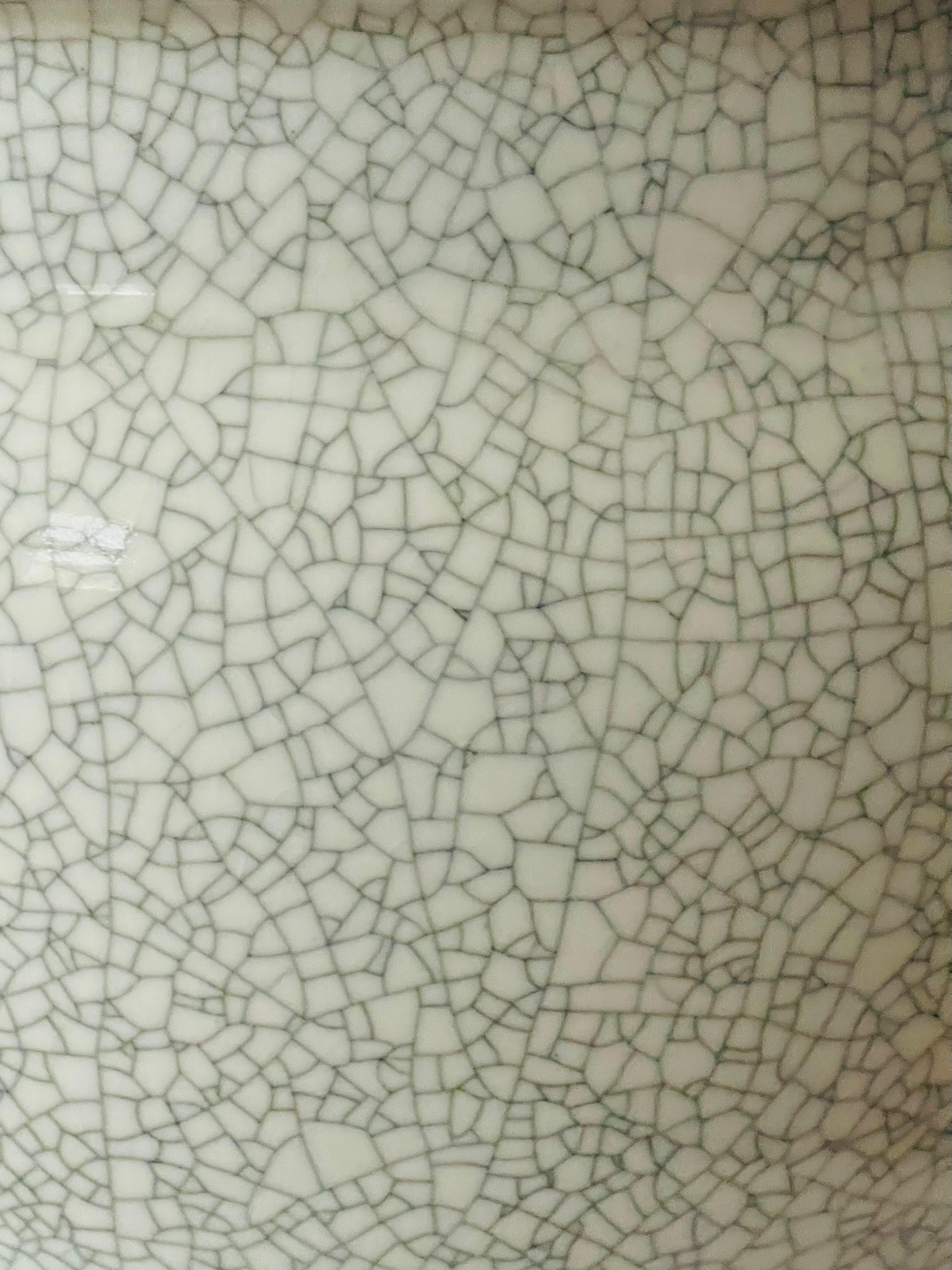 Chinois Ancien bol à plantes en porcelaine chinoise avec support en vente