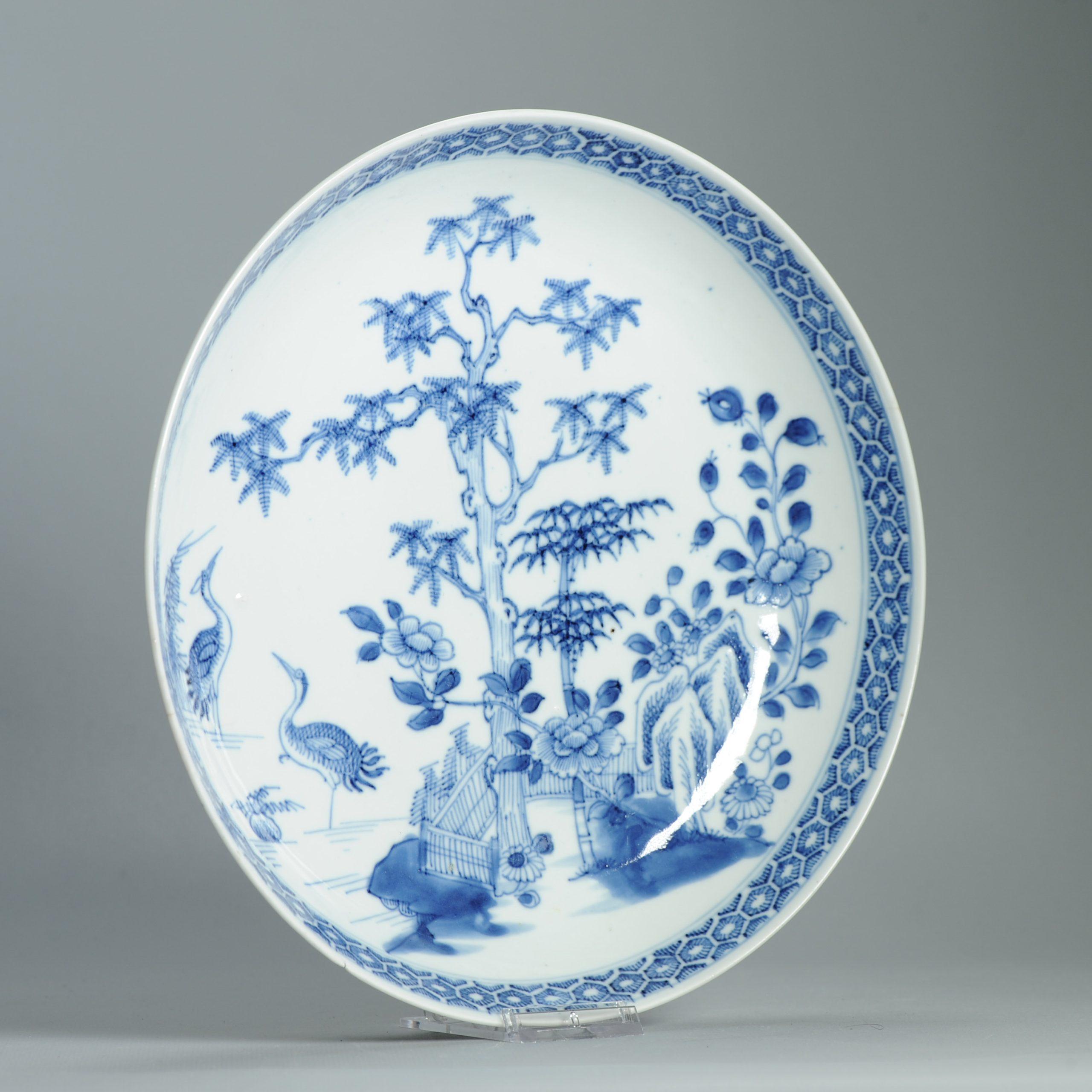 Antico piatto di porcellana cinese - Qianlong 1750 - Scena di giardino di alta qualità in vendita 4