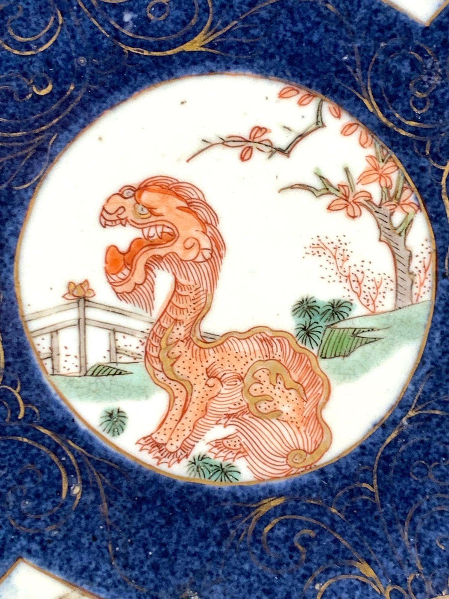 Qing Antique Chinese Export Porcelain Dish Hand-Painted Qianlong Era Circa 1760 For Sale
