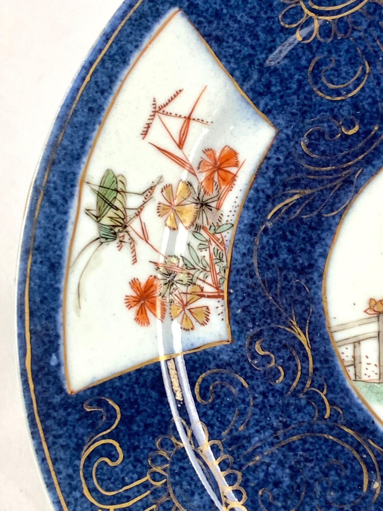 Antique Chinese Export Porcelain Dish Hand-Painted Qianlong Era Circa 1760 In Good Condition For Sale In Katonah, NY