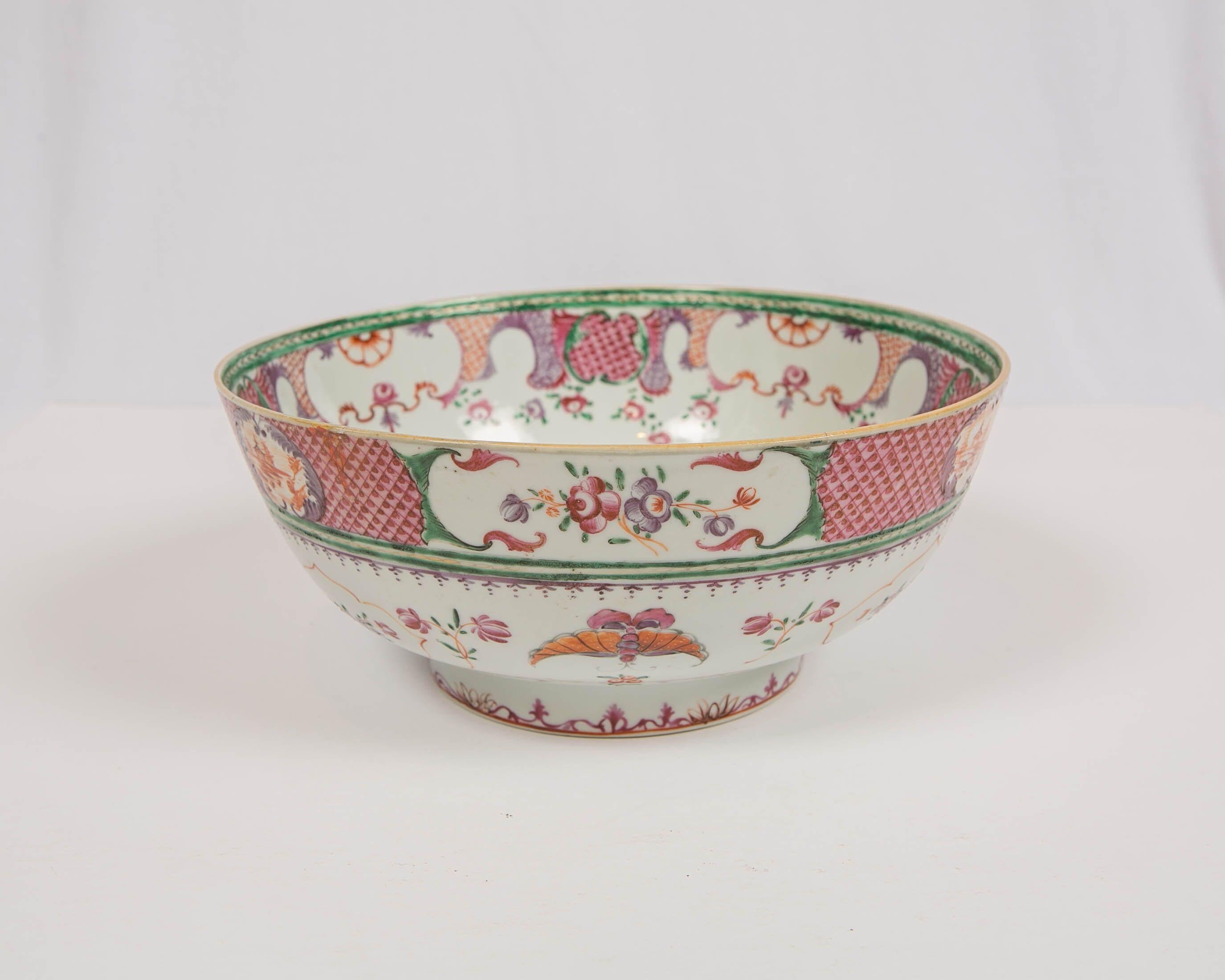 Chinese Porcelain Punch Bowl Hand-Painted in Famille Rose Colors, circa 1820 3