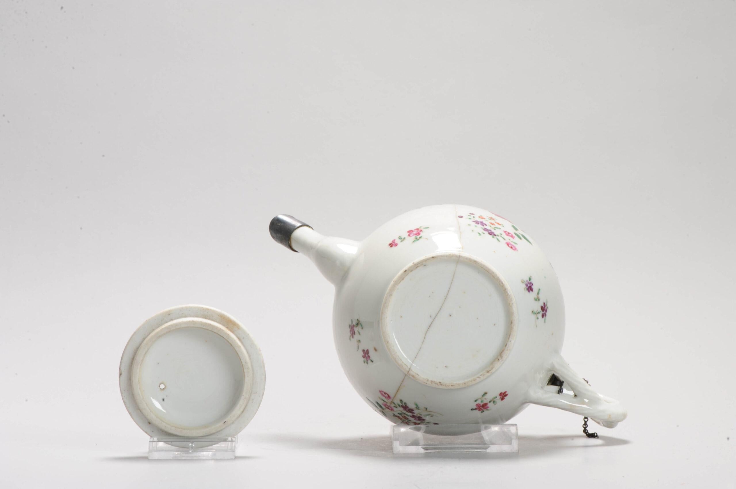 A very nicely decorated teapot in Fencai palette.

Additional information:
Material: Porcelain & Pottery
Region of Origin: China
Period: 18th century
Emperor: Qianlong (1735-1796), Yongzheng (1722-1735)
China Dynasty Period: Qing (1661 –