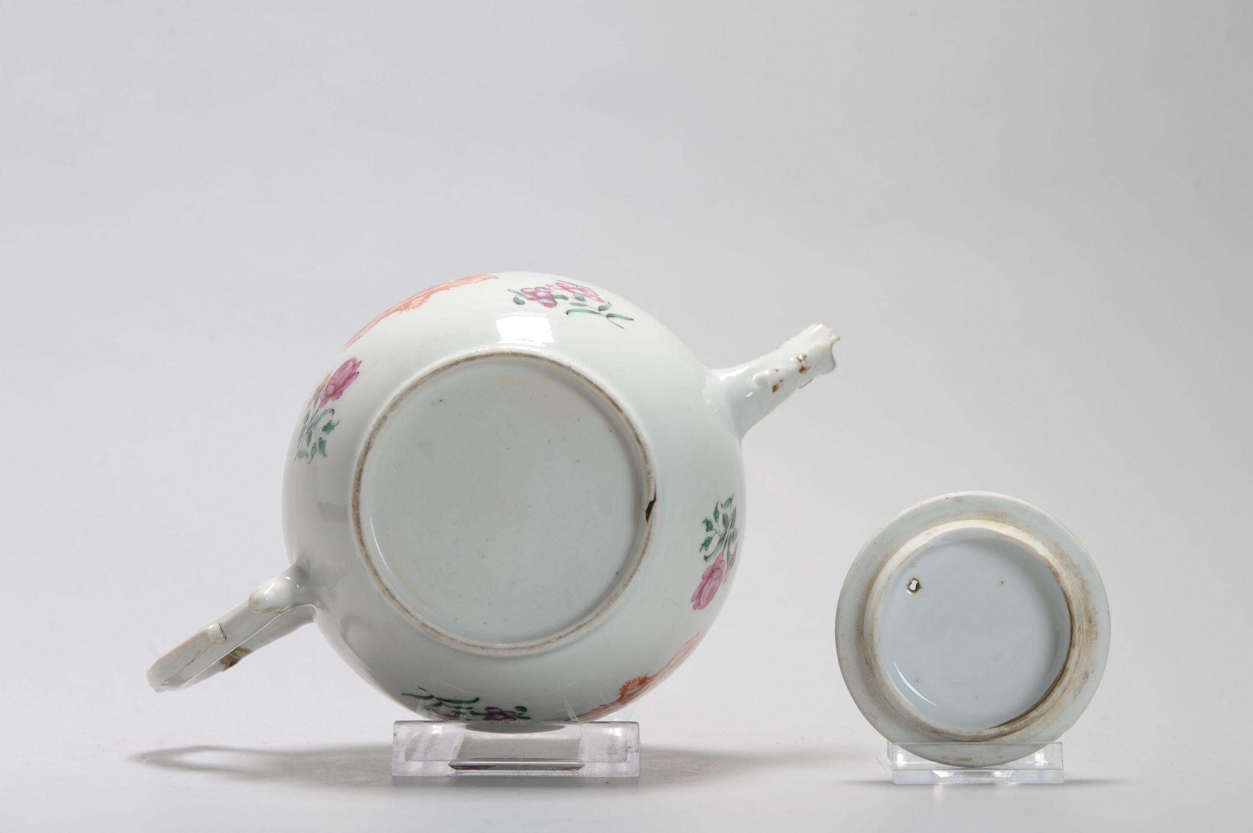 Qing Théière chinoise ancienne décorée de Qianlong Putti, vers 1740 en vente