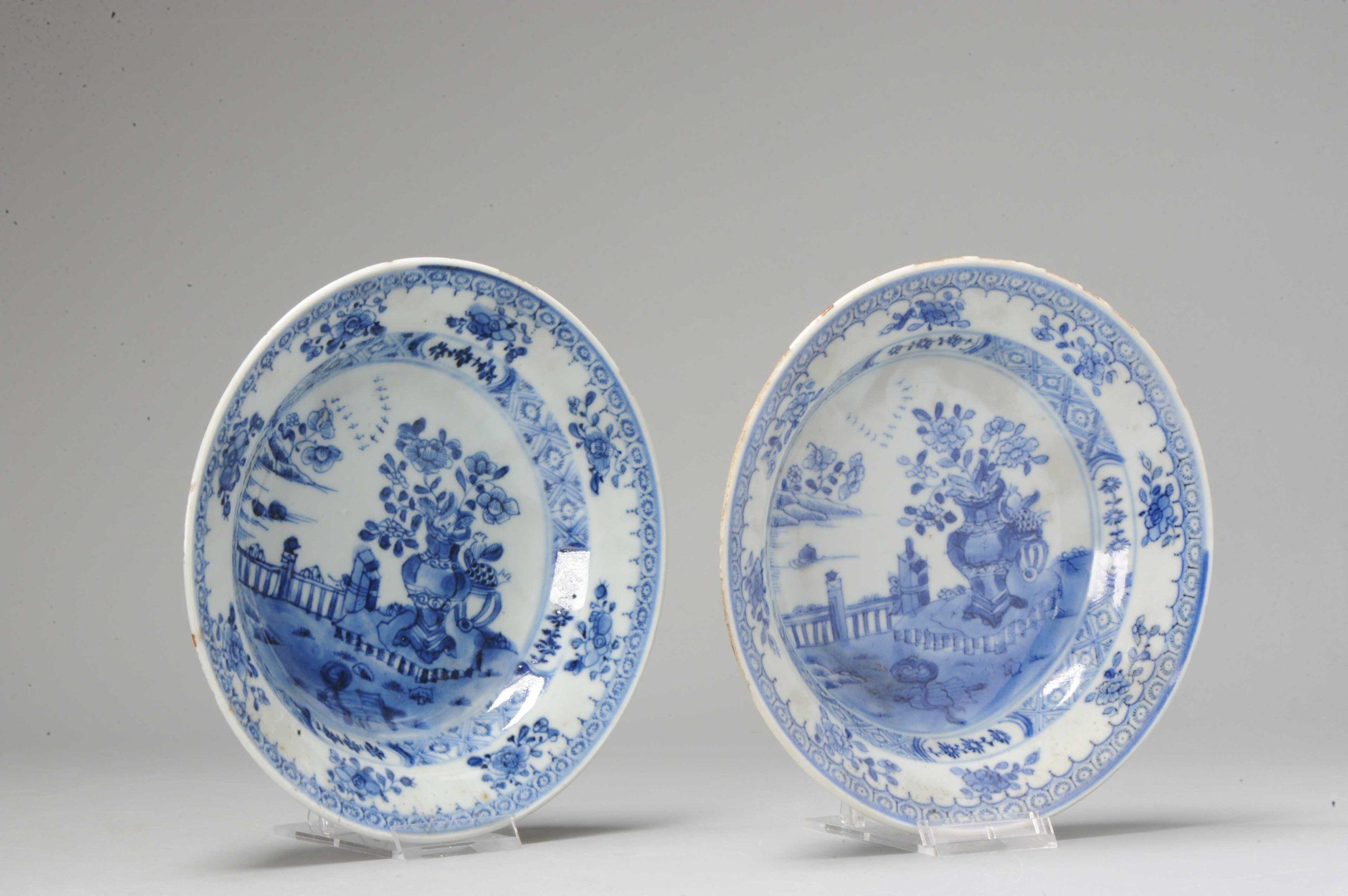 Lovely porridge plate with flowers.

Additional information:
Material: Porcelain & Pottery
Type: Plates
Category: Blue & White
Emperor: Kangxi (1661-1722), Qianlong (1735-1796)
Region of Origin: China
Period: 18th century Qing (1661 -