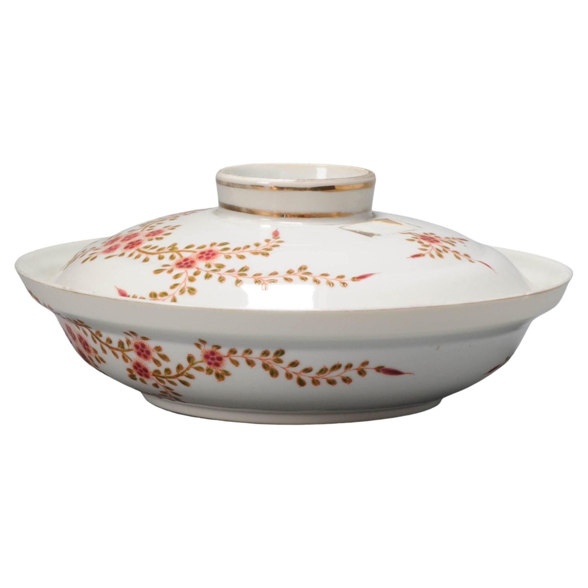 Antiquité Porcelaine Chinoise Période République Marquée Soupière Fleurs Chine