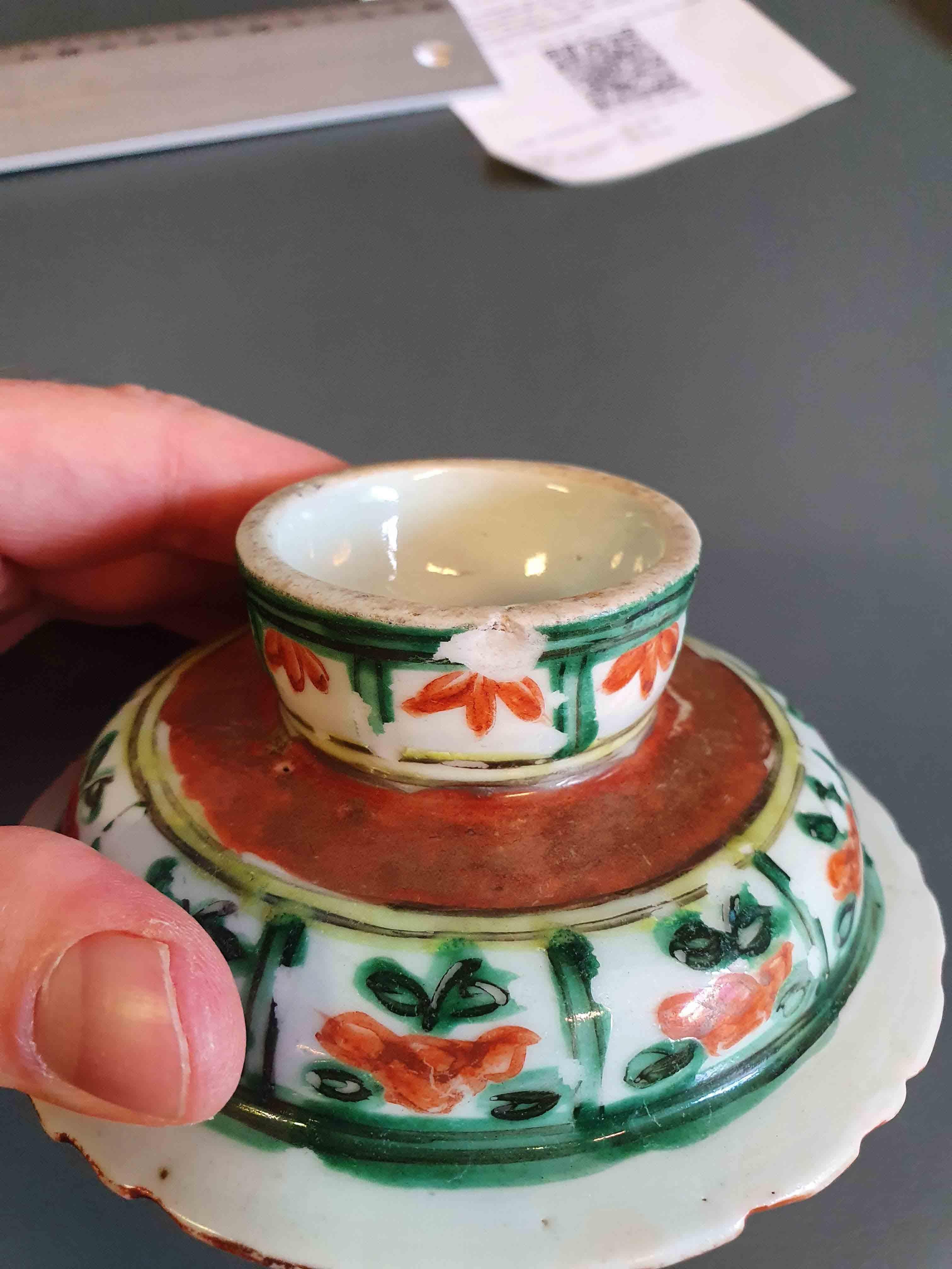19th Century Antique Chinese Porcelain SE Asia Mandarin Rose Tazza Thailand China, 19th Cen For Sale
