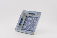 Antique Chinese Porcelain Serving Dish Ming Dynasty, 17C
