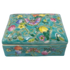 Antique Chinese Porcelain Turquoise Butterfly Covered Jewelry Box 19/20c