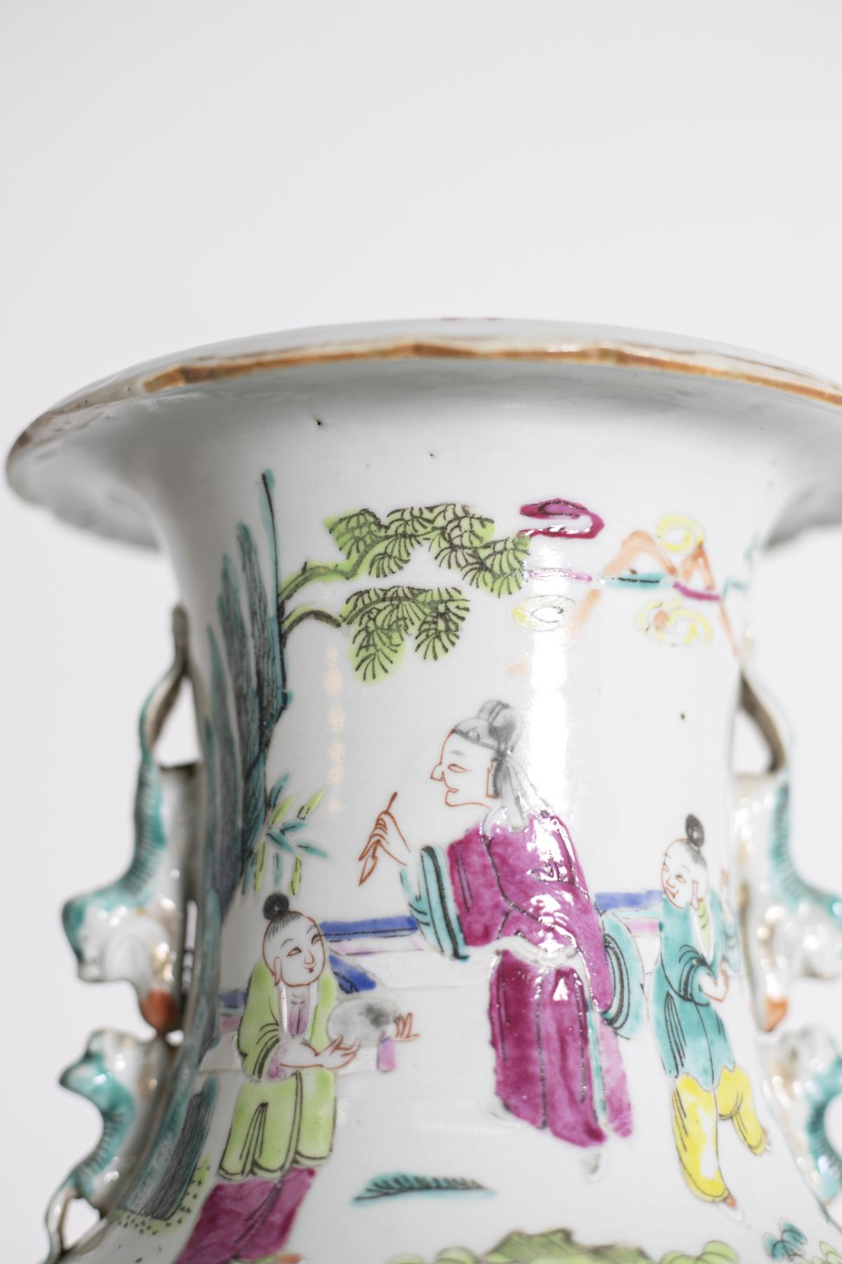 Antique Chinese Porcelain Vase of Celebrating People 3