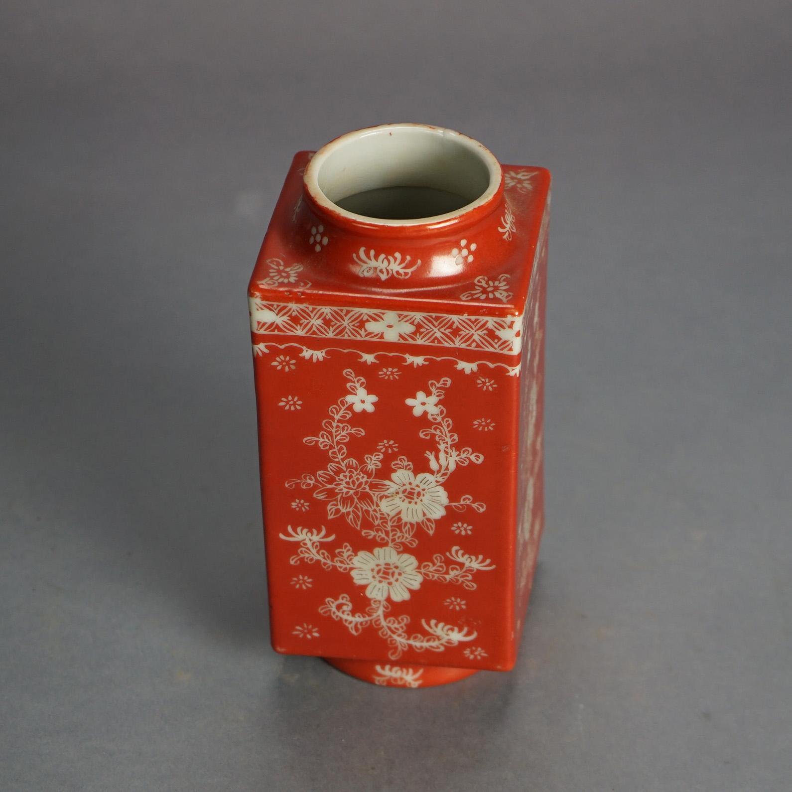 Antike chinesische Porzellanvase, orange, mit Blumenmuster, um 1920

Maße - 7,25 