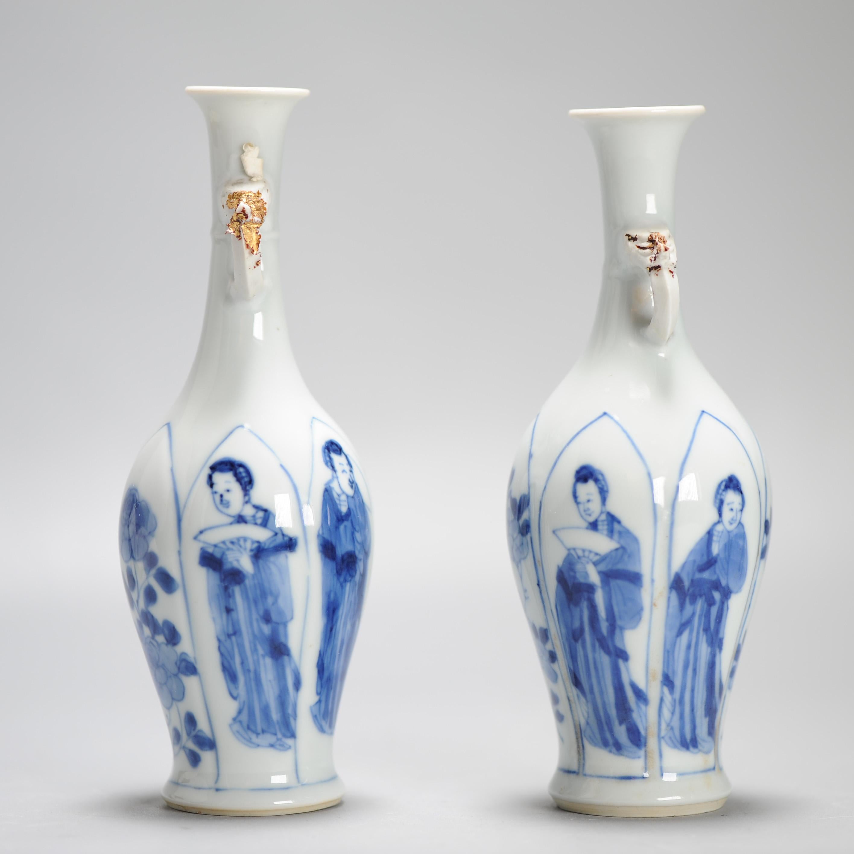 Vases chinois anciens avec scène figurative début de la période Kangxi Bon état - En vente à Amsterdam, Noord Holland