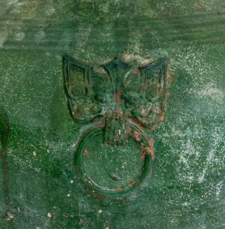 Ceramiche cinesi antiche  Vaso Hu smaltato di verde In condizioni buone in vendita a Greenwich, CT