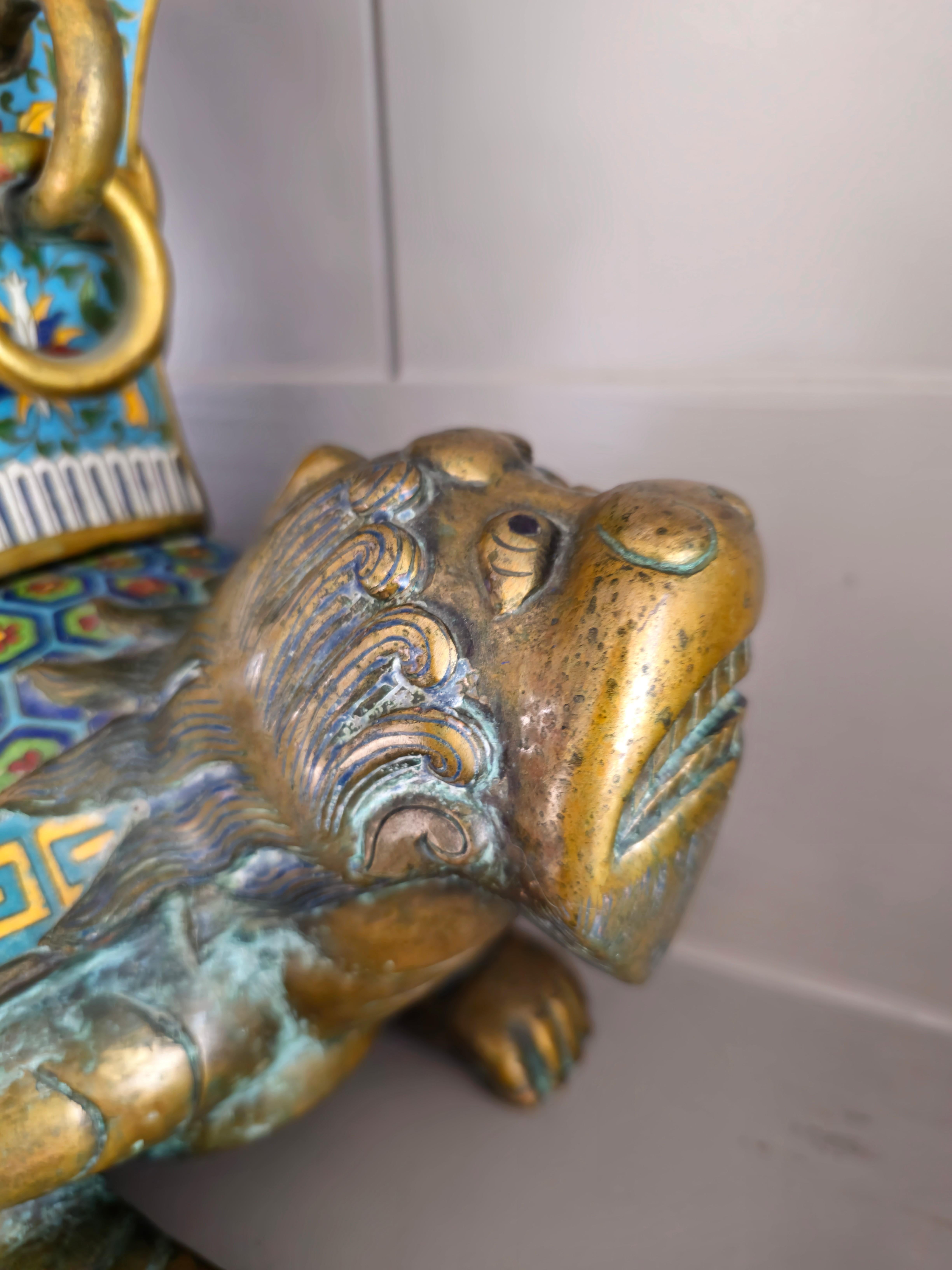 Ancien vase encensoir en bronze émaillé cloisonné chinois Qing à figure de dragon tortue en vente 5