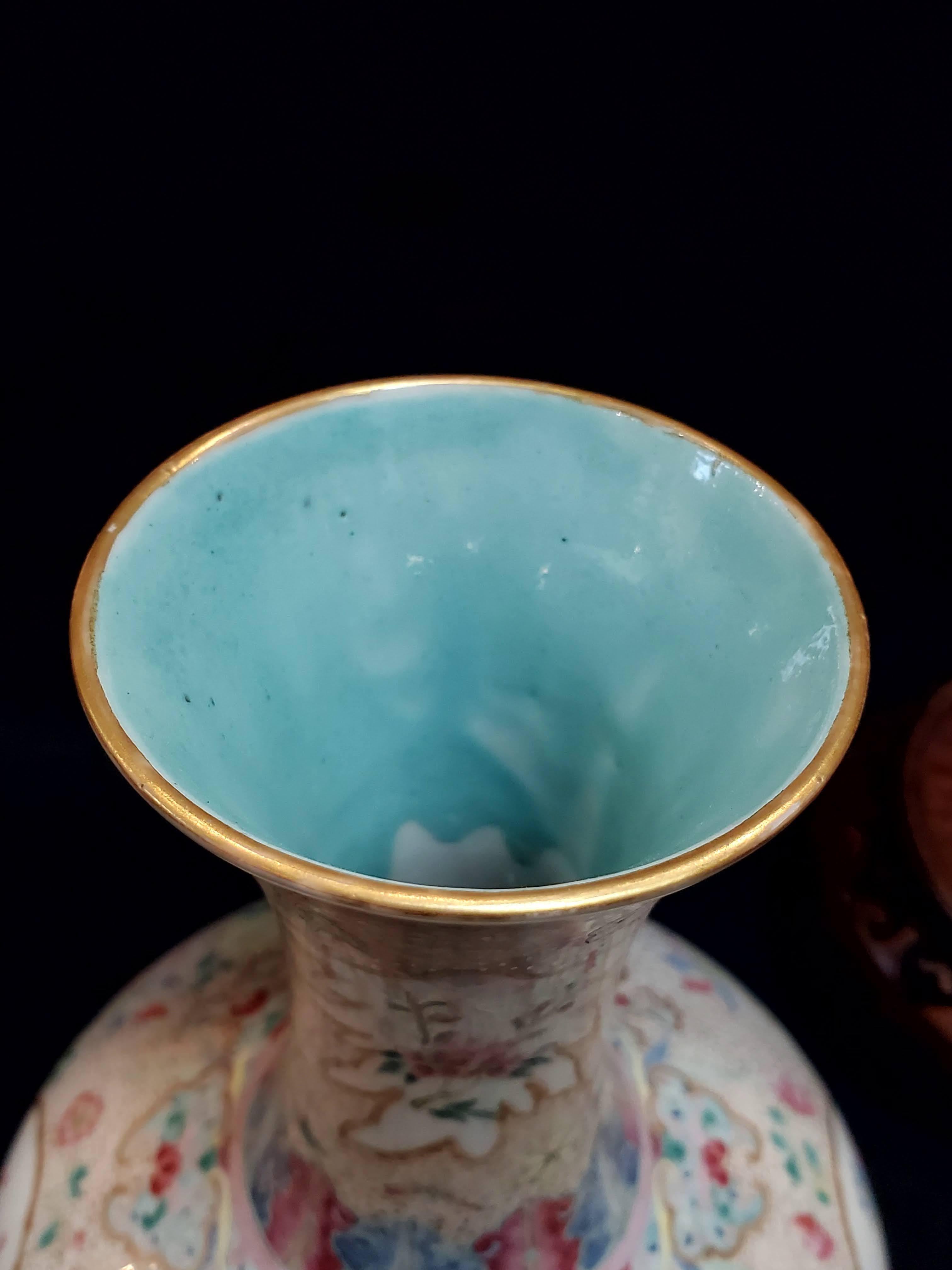 Antique Chinese Qing Delicate Famille Rose Floral Ornament Porcelain Vase For Sale 2