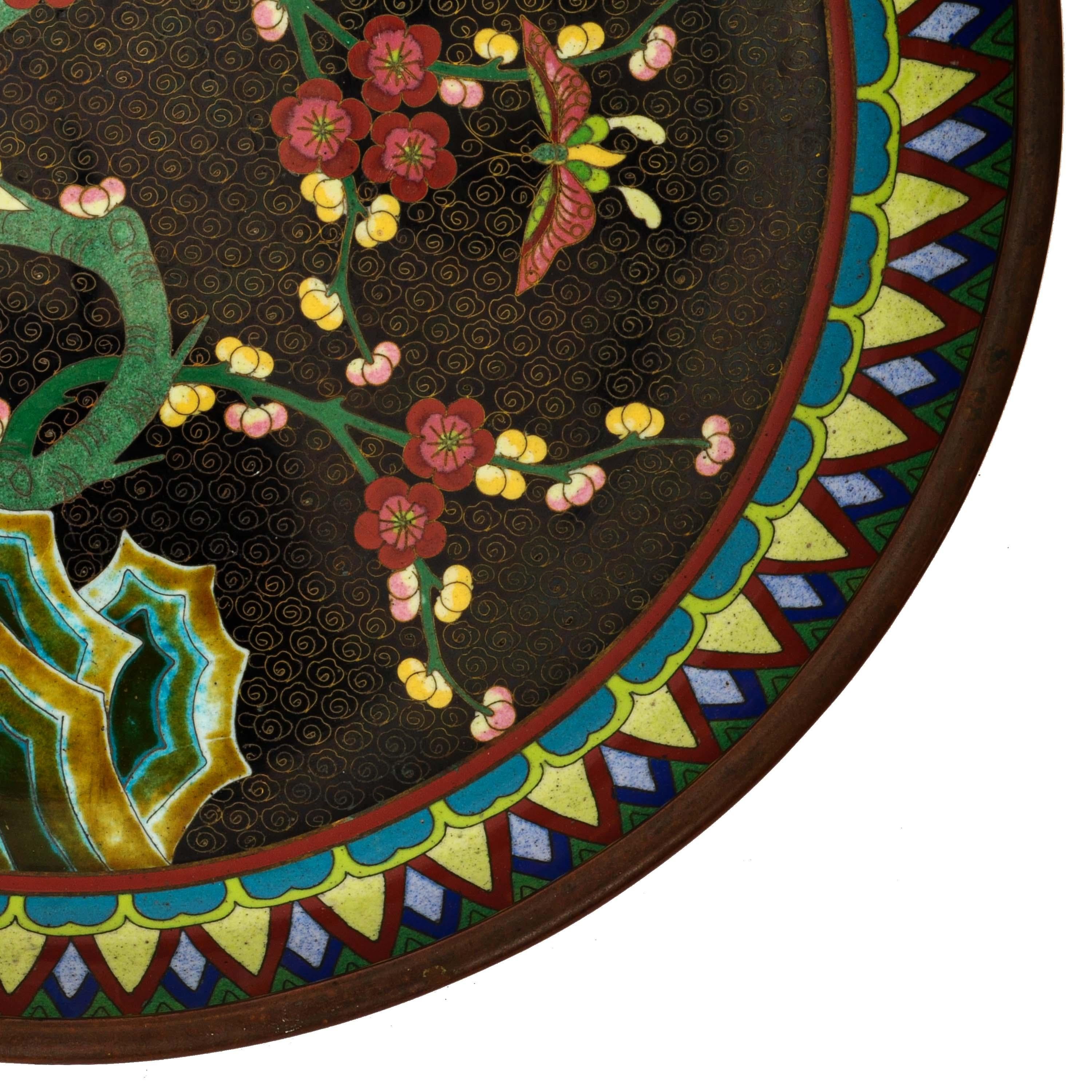 Antiguo Cuenco Chino de la Dinastía Qing 1644-1911 Esmaltado sobre Cobre Plato de Cloisonné en venta 7