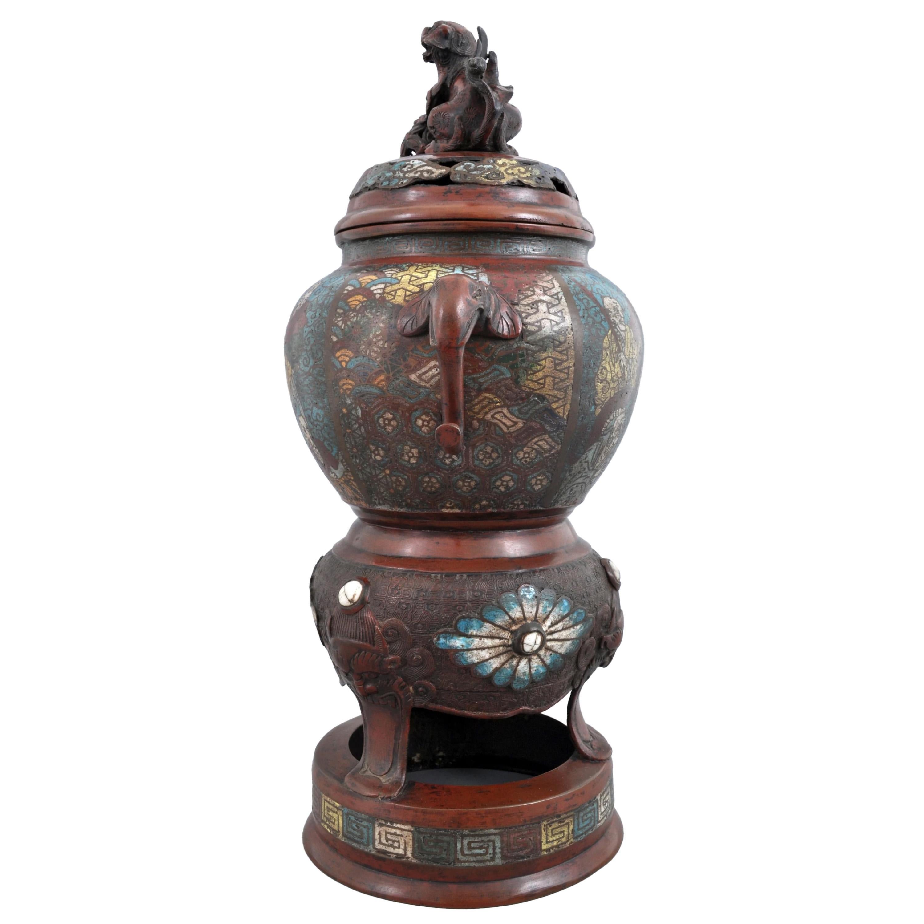 Chinois Antique Encensoir Champlevé en bronze émaillé de la dynastie chinoise Qing 1900 en vente