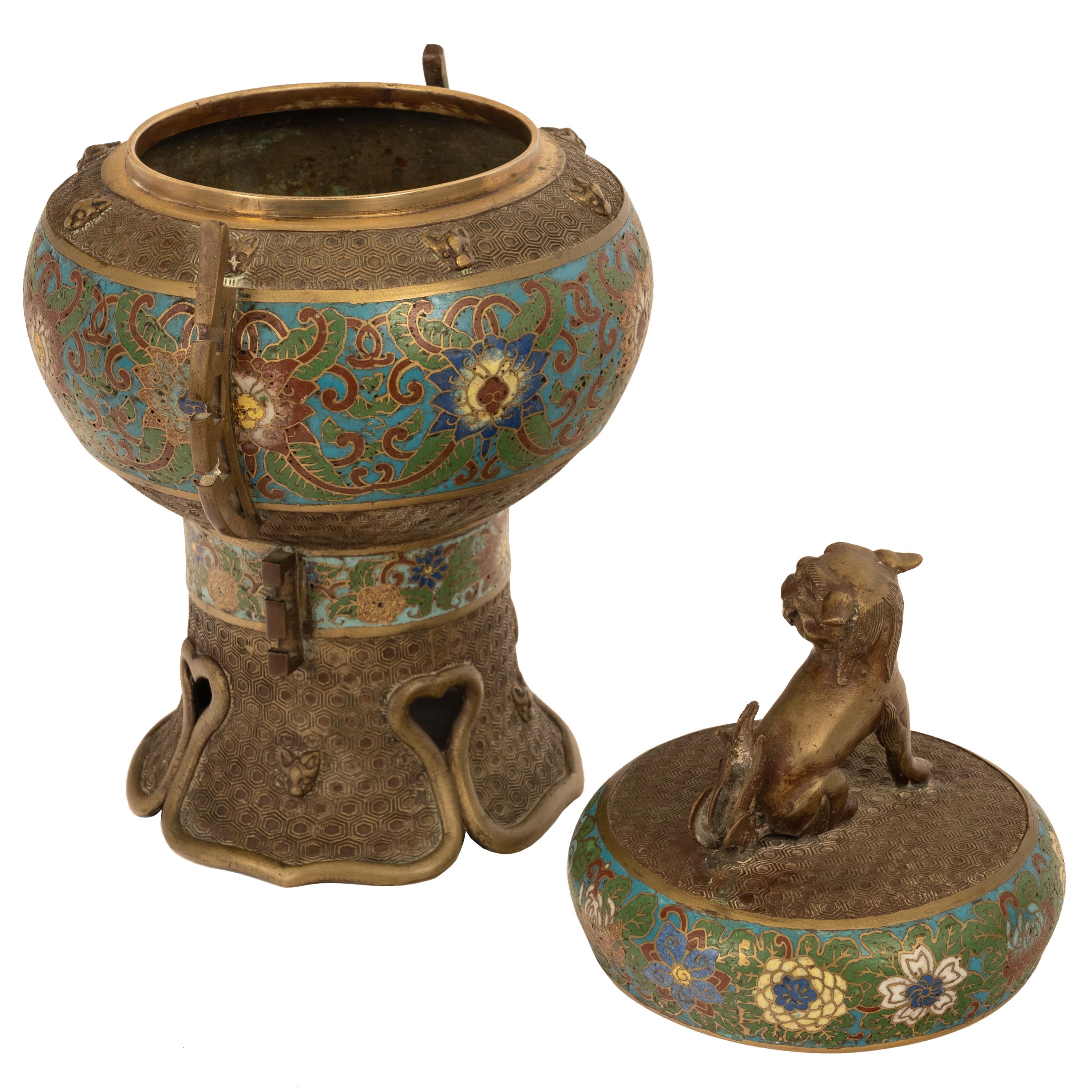 Début du 20ème siècle Ancien encensoir en bronze et émail cloisonné de la dynastie chinoise Qing, brûleur d'encens 1900 en vente