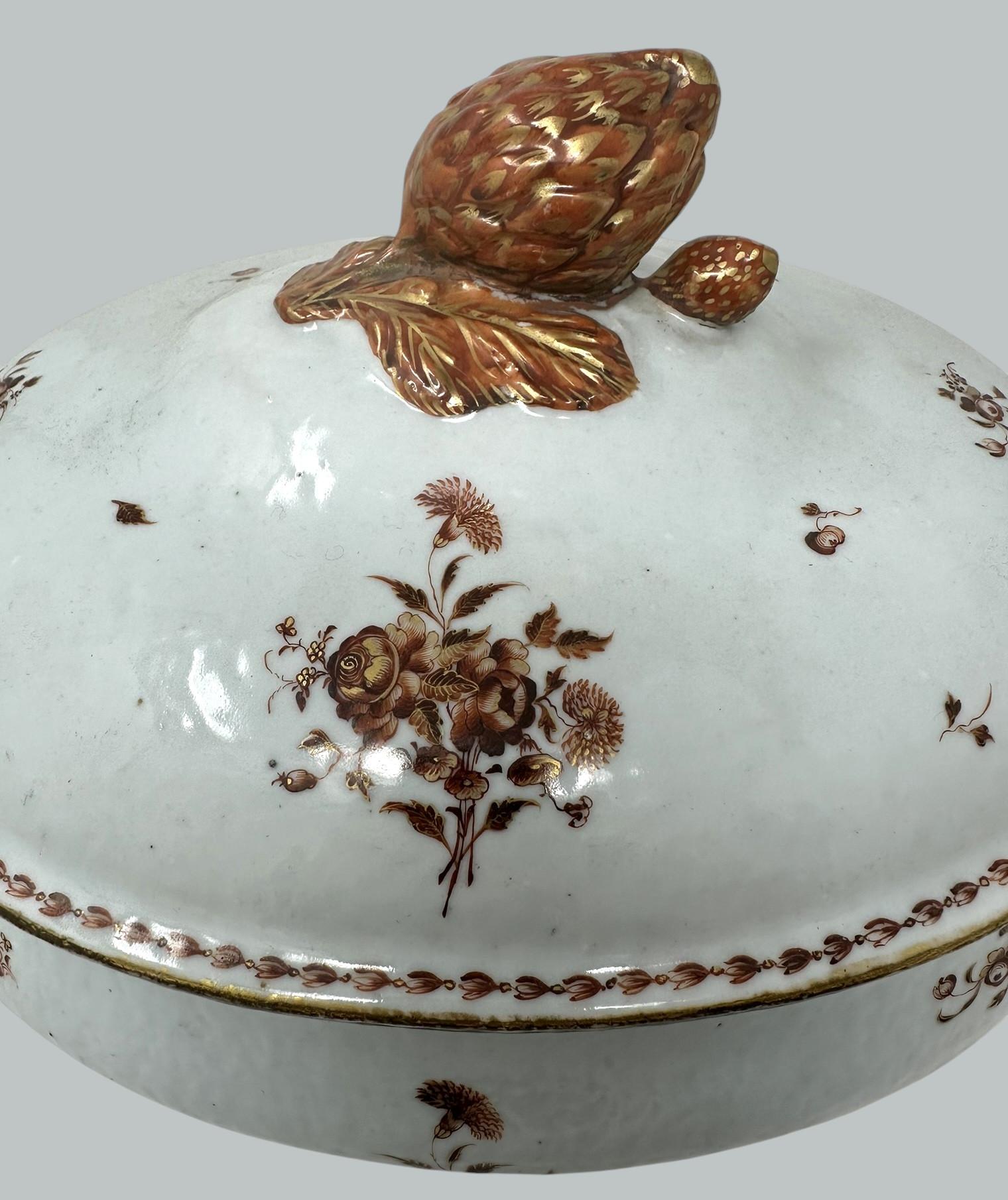 Antique Soupière Qianlong en porcelaine de Canton Famille Rose de la Dynastie Qing 18 Ct Bon état - En vente à Dublin, Ireland