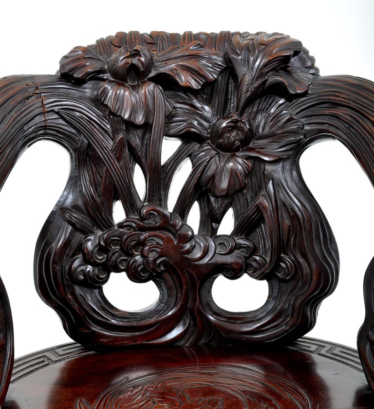 Antique Chinese Qing Dynasty Carved Rosewood Throne Chair, circa 1890 4