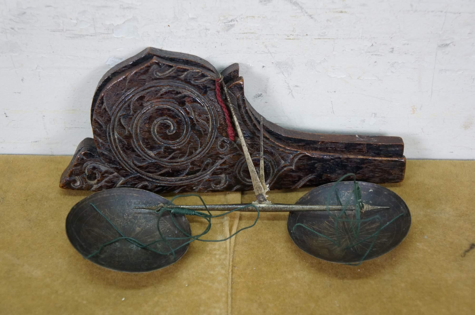 Antique Chinese Qing Dynasty Carved Wood Brass Opium Weight Scale 8