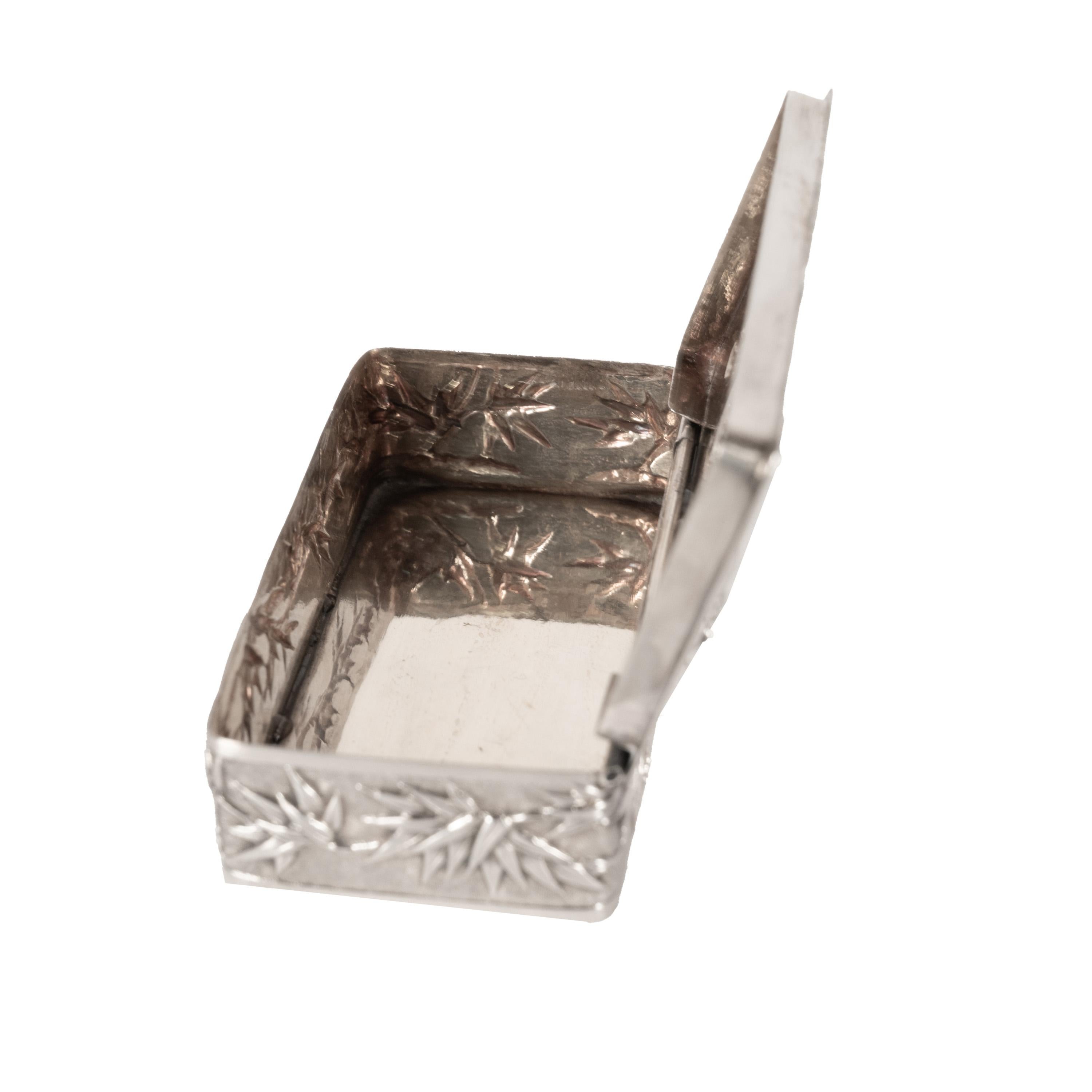 Antique Chinese Qing Dynasty Export Silver Gilt Dragon Snuff Box Wang Hing 1900 For Sale 7