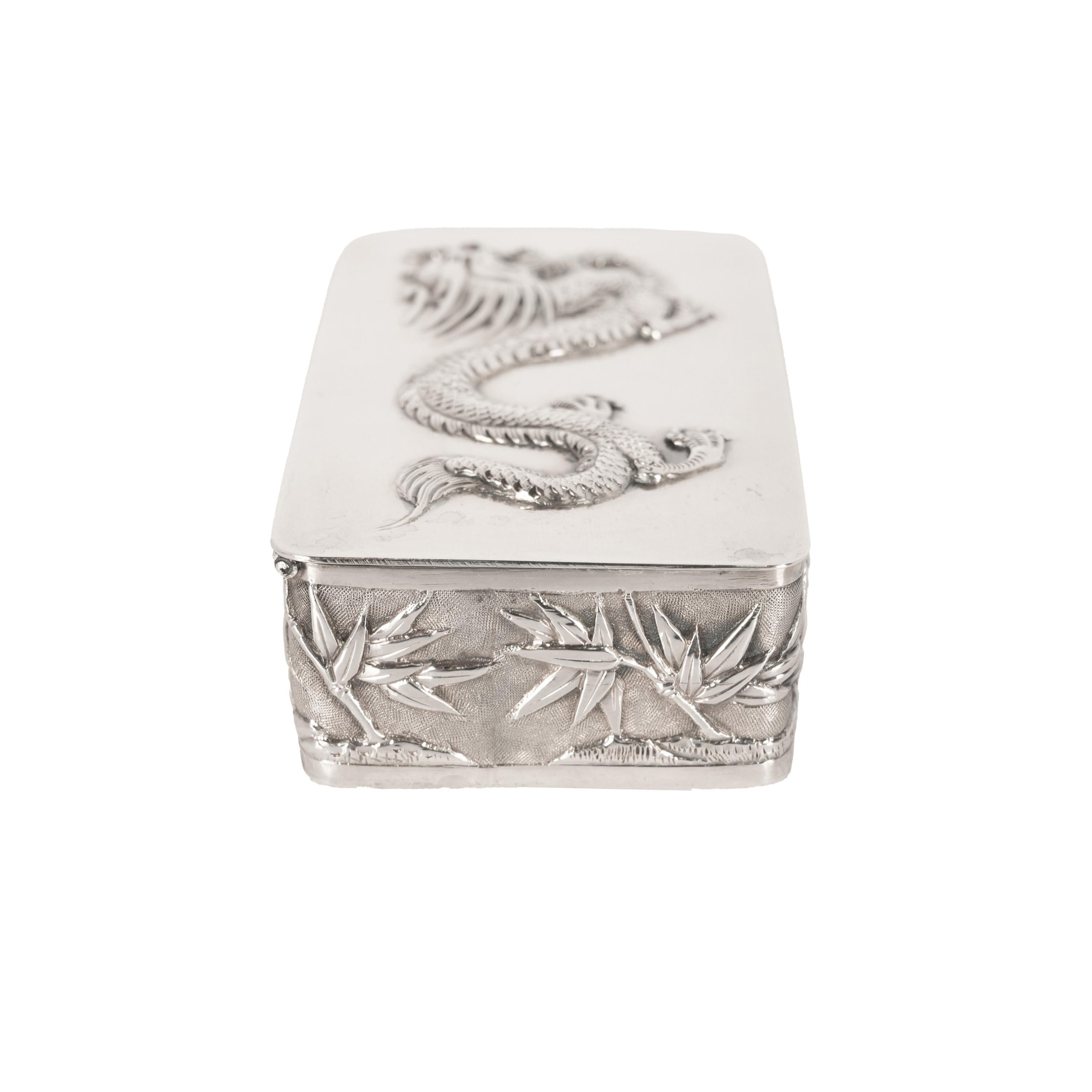 Antique Chinese Qing Dynasty Export Silver Gilt Dragon Snuff Box Wang Hing 1900 For Sale 3