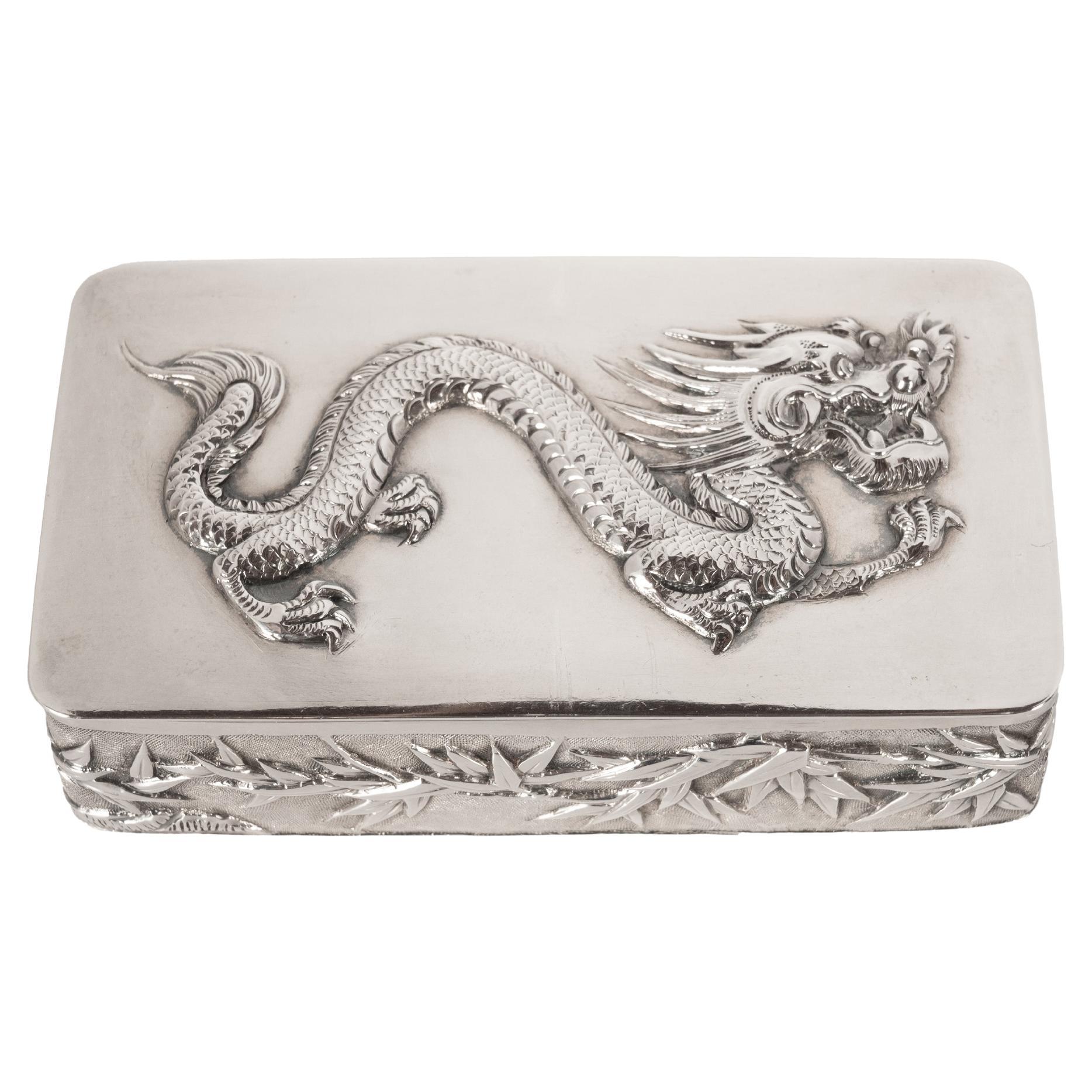 Antigua caja de rapé de dragón de plata dorada de exportación de la dinastía Qing china Wang Hing 1900
