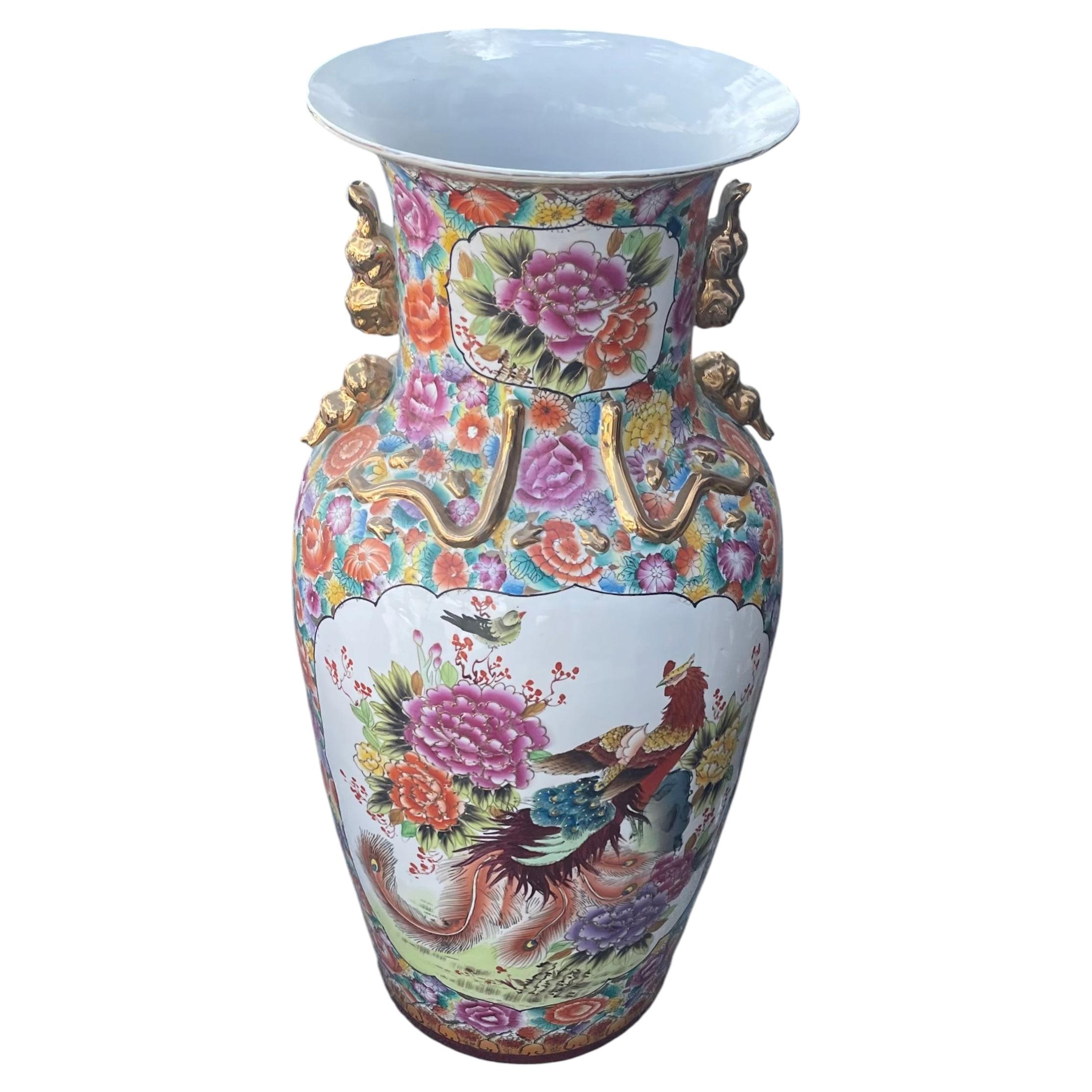 Antico vaso da terra cinese della dinastia Qing Famille Rose dipinto a mano con fenice Bi