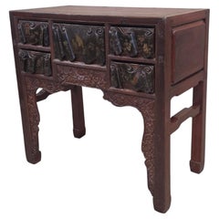 Antiker chinesischer Lack-Beistelltisch aus der Qing-Dynastie mit Vogel- und Blumenmotiven