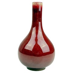Jarrón antiguo chino de porcelana «flambé» color sangre de buey de la dinastía Qing