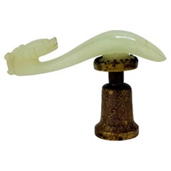 Antique Chinese Qing Dynasty Pale Green Jade Carved Dragon Belt Hook w/ Stand