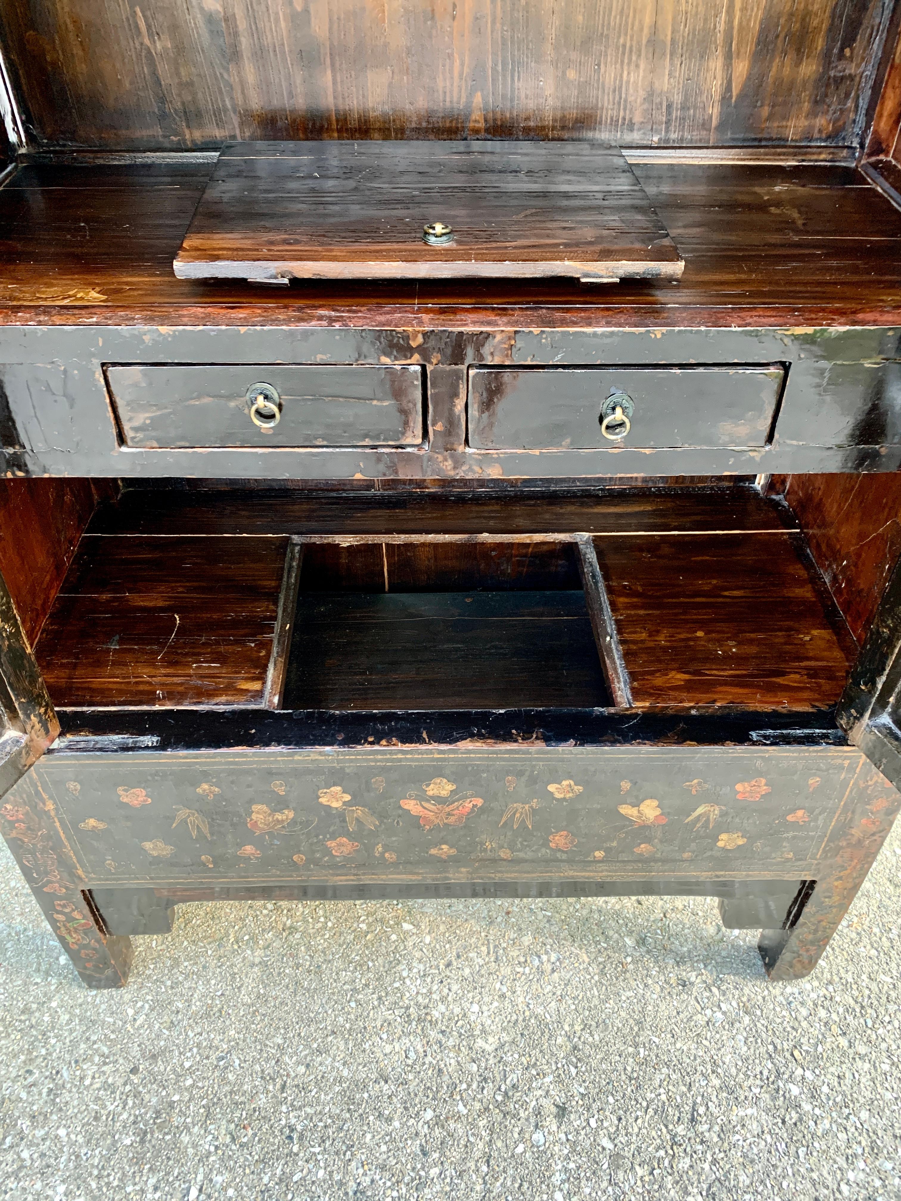 Antique Chinese Qing Dynasty Shanxi Painted Lacquer Cabinet, 19th Century For Sale 10