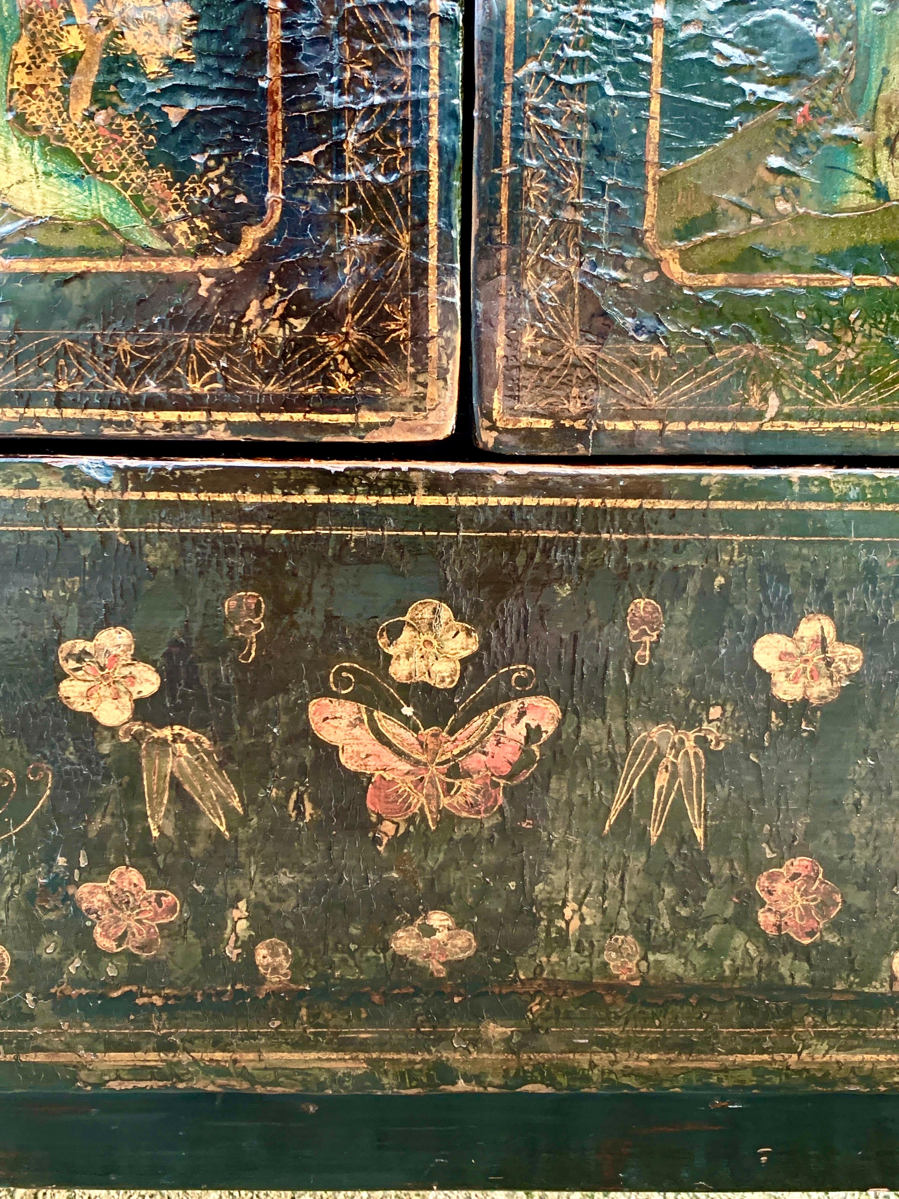 Antique Chinese Qing Dynasty Shanxi Painted Lacquer Cabinet, 19th Century For Sale 4