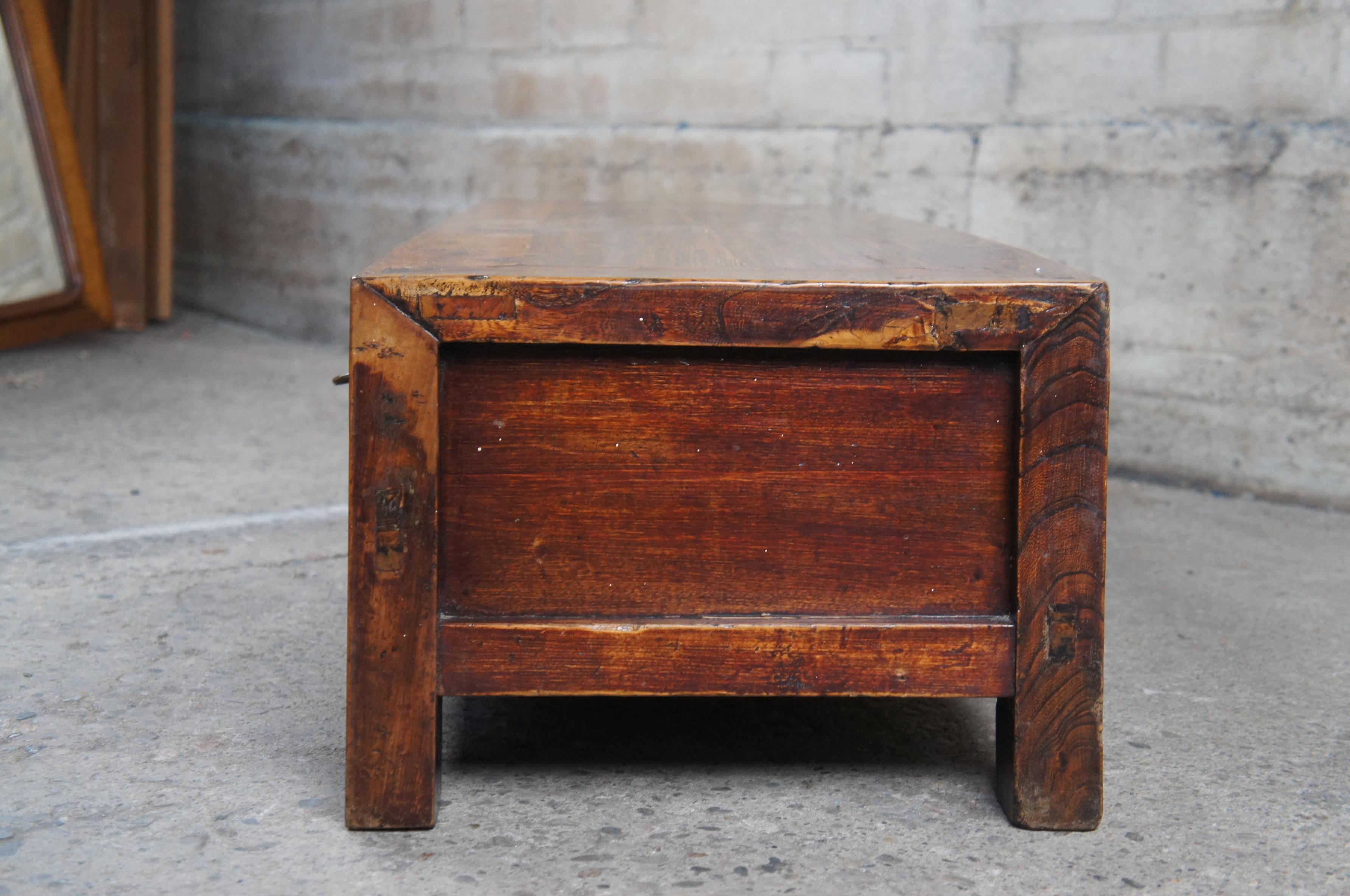 Antique Chinese Qing Dynasty Three Drawer Elm Altar Console or Coffee Table 4