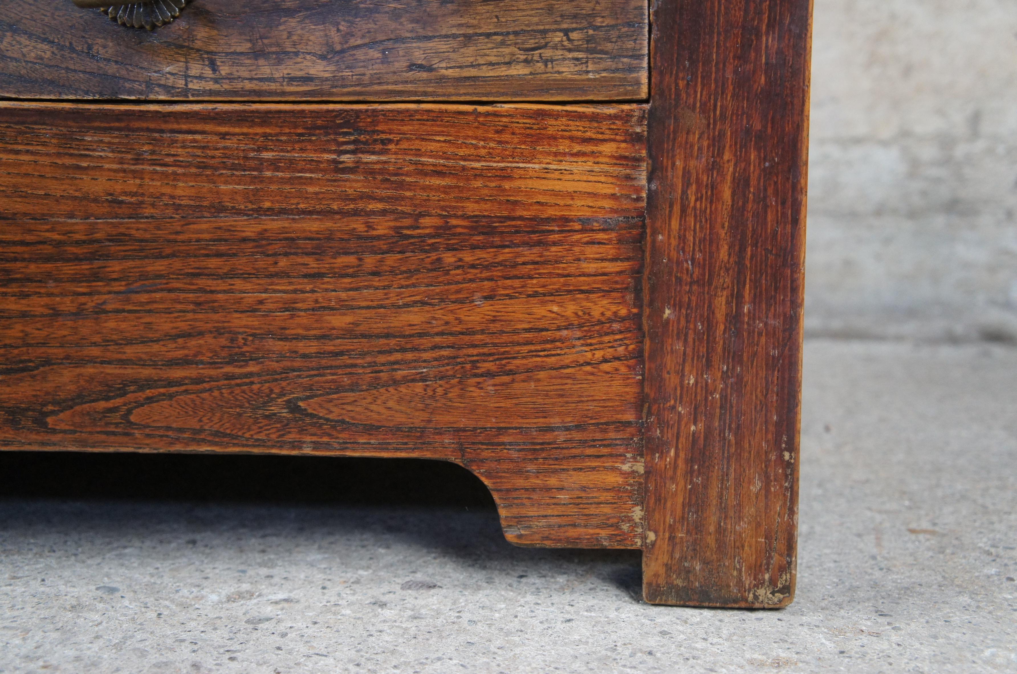 Antique Chinese Qing Dynasty Three Drawer Elm Altar Console or Coffee Table 3