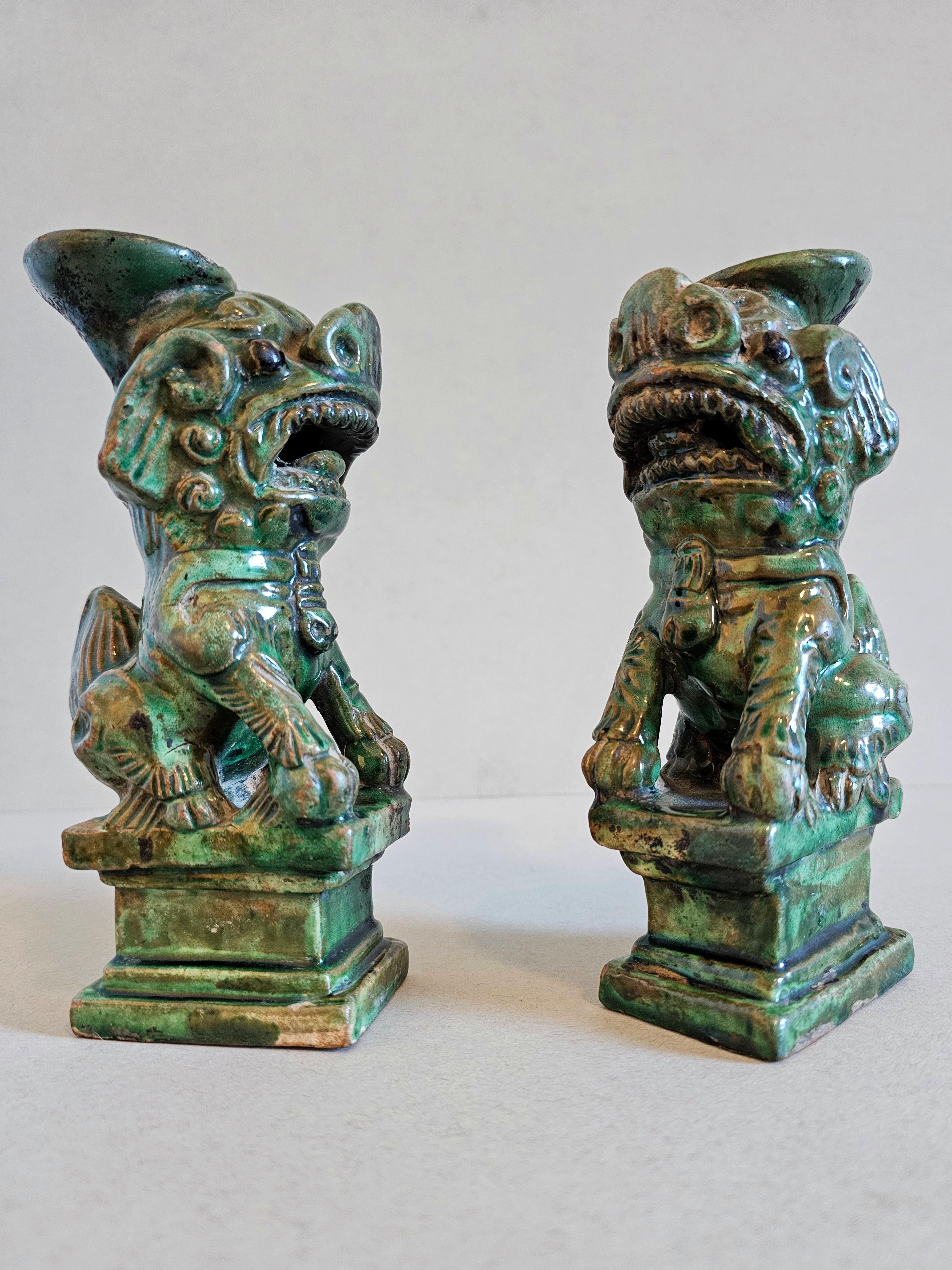 Antique Chinese Qing Green Glazed Foo Dog Lion Joss Stick Incense Holder Pair In Distressed Condition For Sale In Forney, TX
