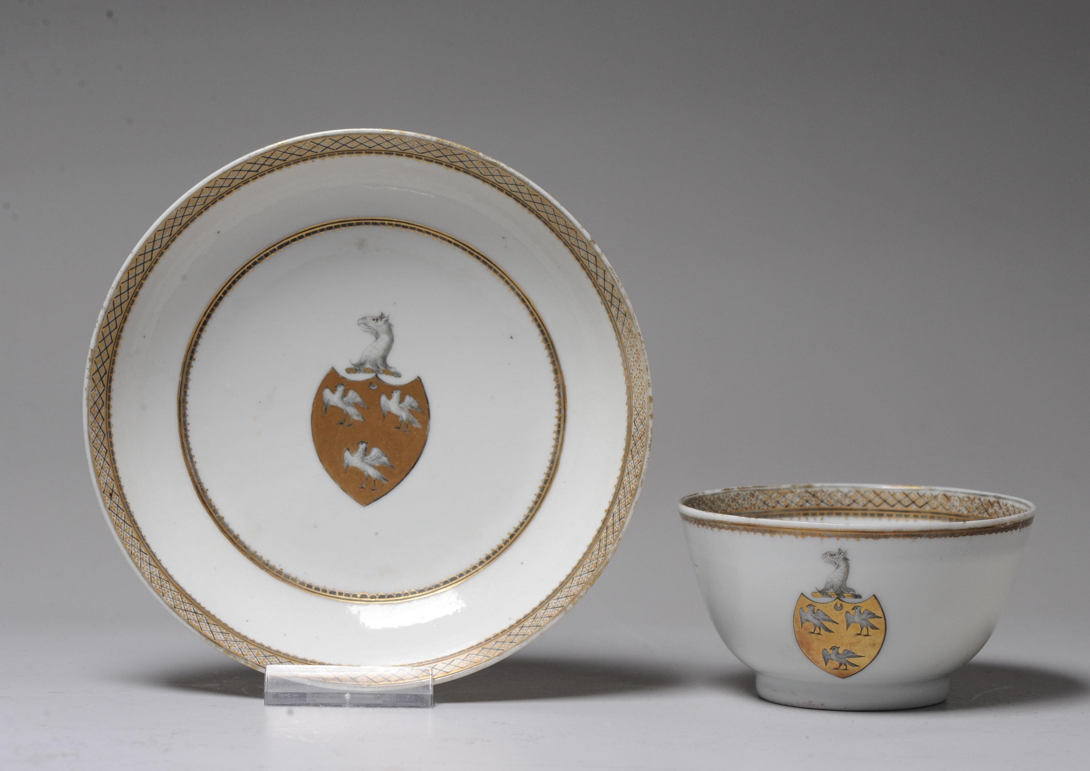 Description

Very nice gold decorated armorial tea bowl.

Reference Howard Armorial Porcelain:

Qianlong c.1790
The arms as painted are, Or three birds rising sable (possibly argent) a crescent for difference; with crest, A griffin's head