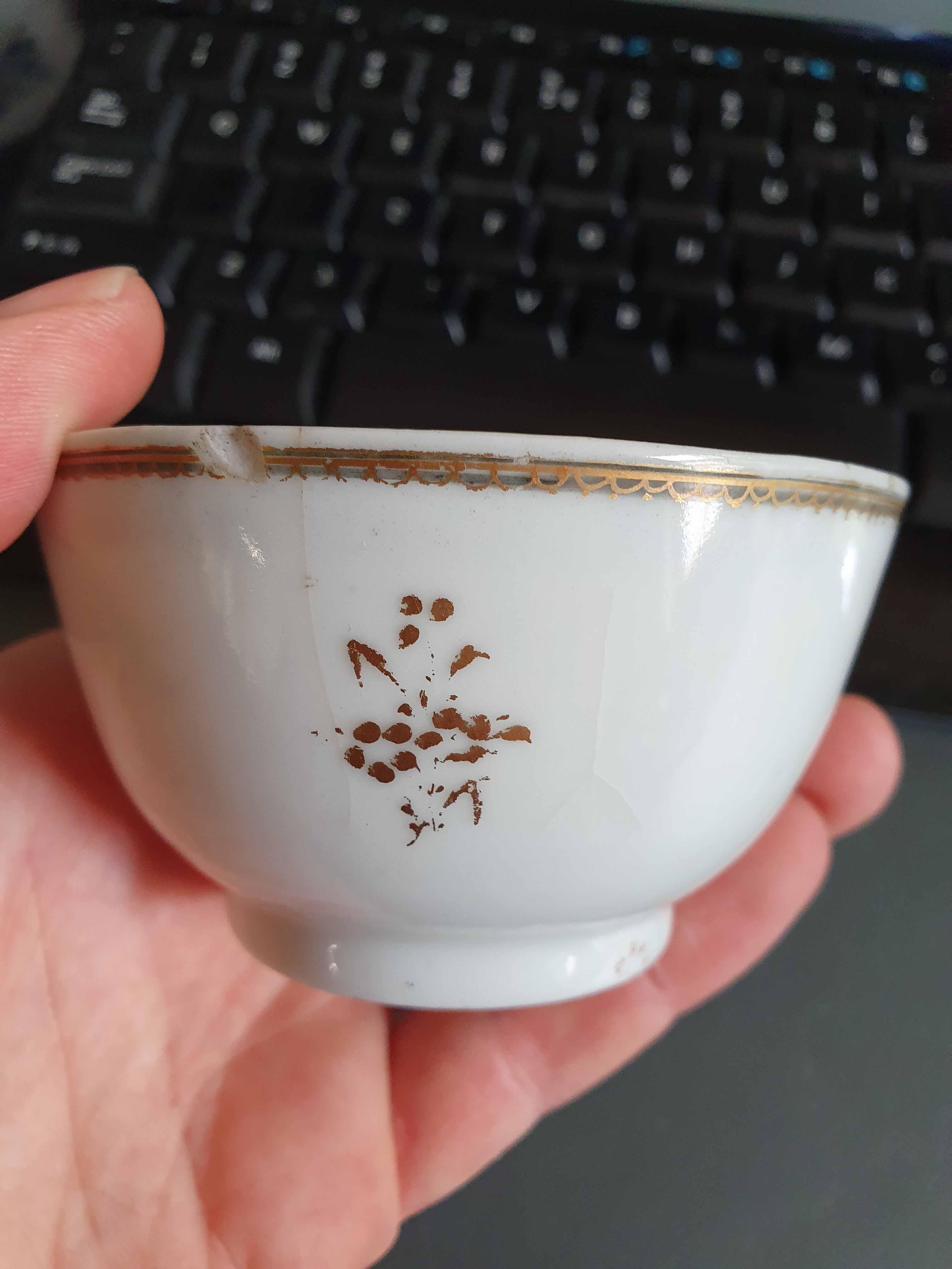 Antique Chinese Ramsey Armorial Tea Seat Bowl Saucer Porcelain Qianlong China For Sale 2