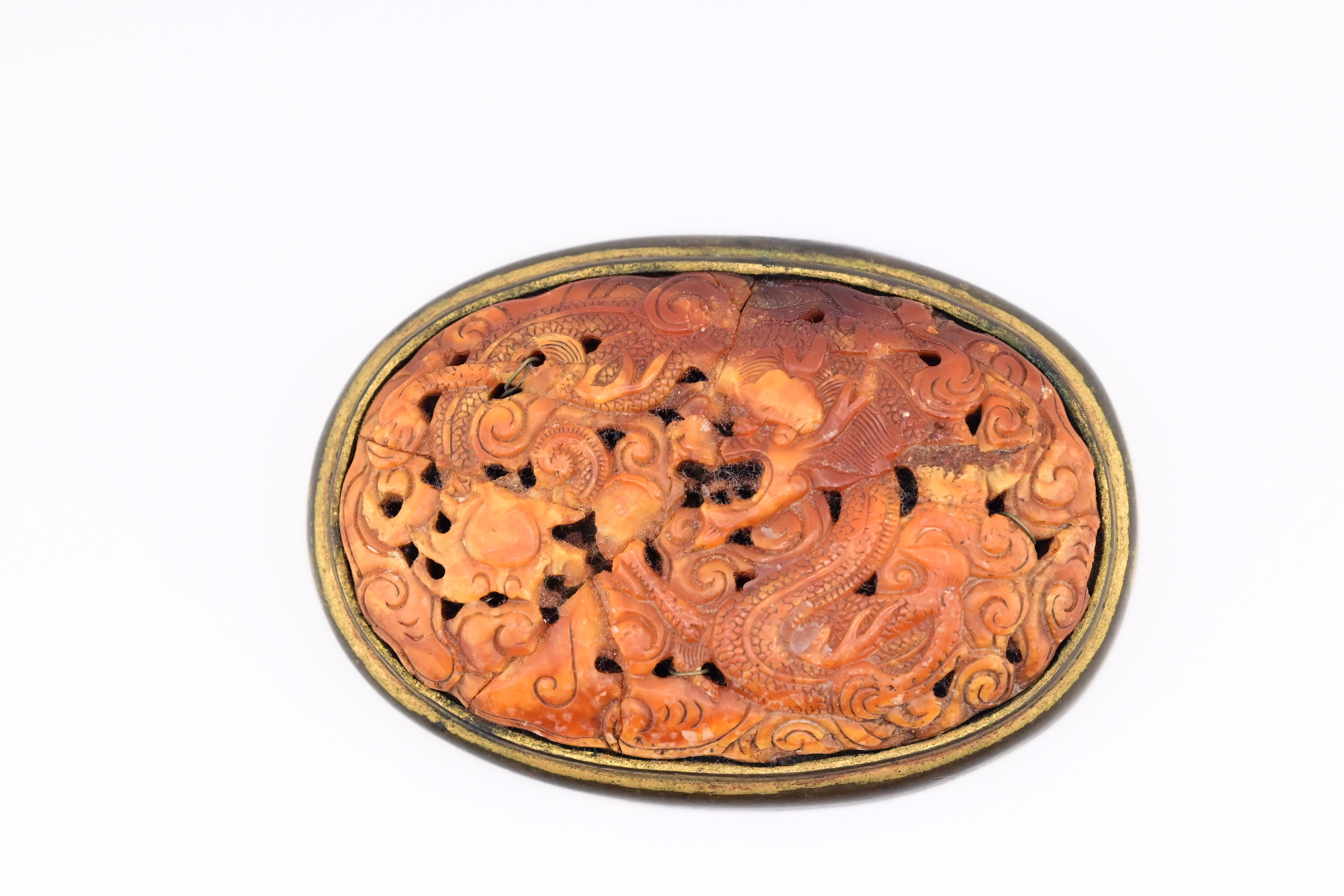 Round Cut Antique Chinese Rare Amber Dragon Brooch Qing Period For Sale