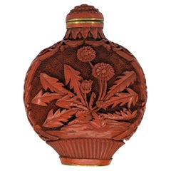 Antigua botella de rapé china de cinabrio rojo tallado Crisantemo Siglo 18-19 Qing
